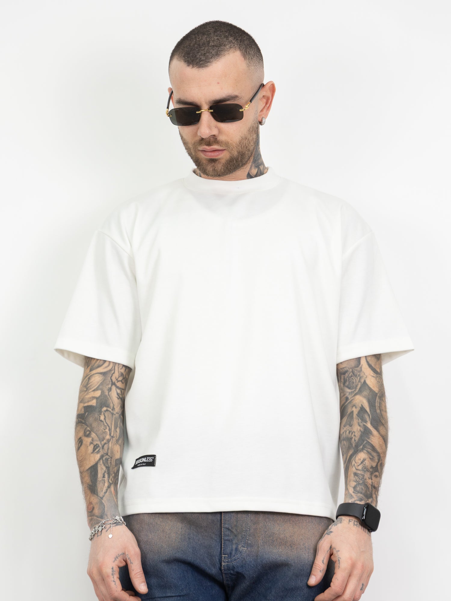 T-shirt empty