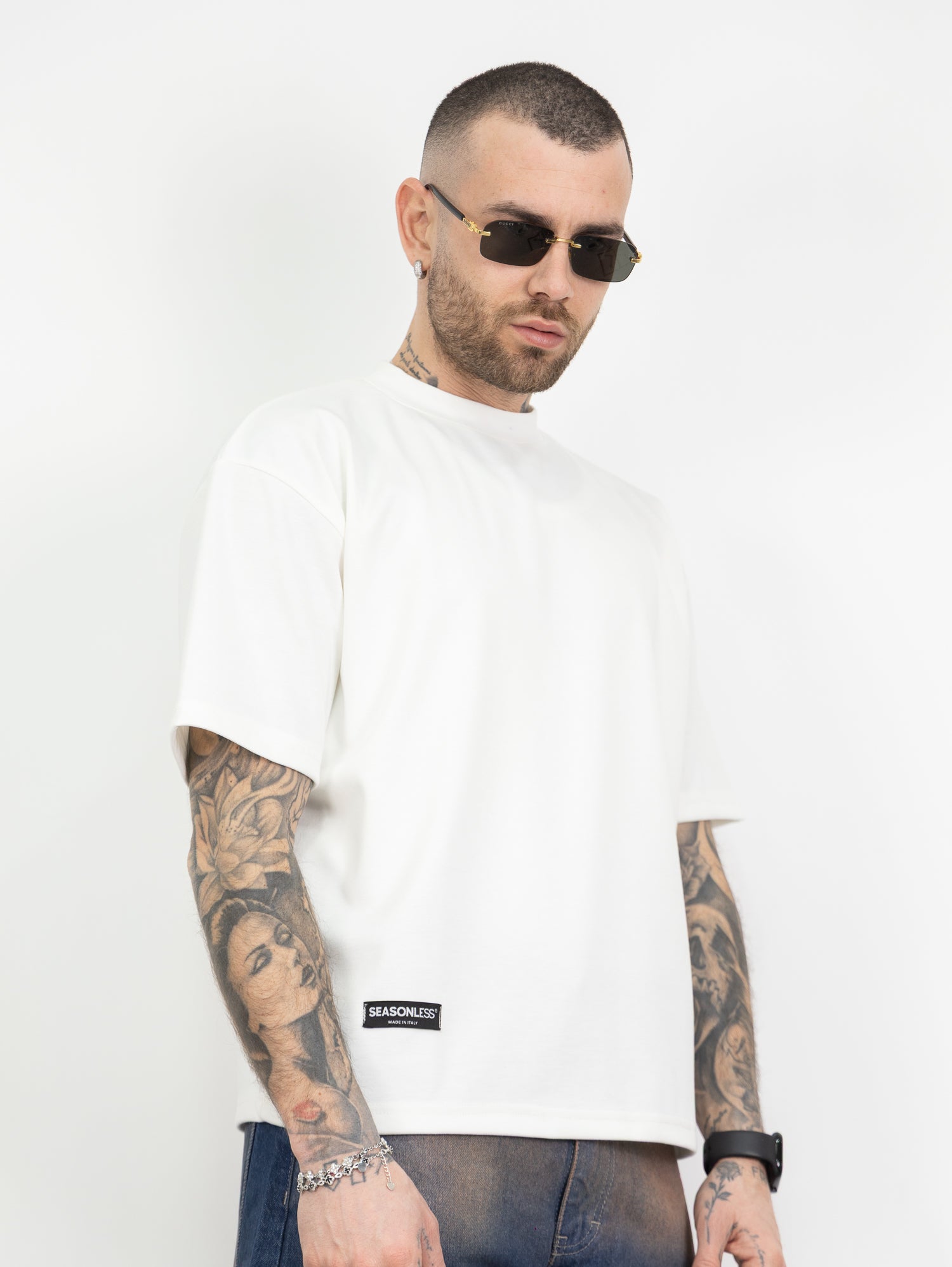 T-shirt empty