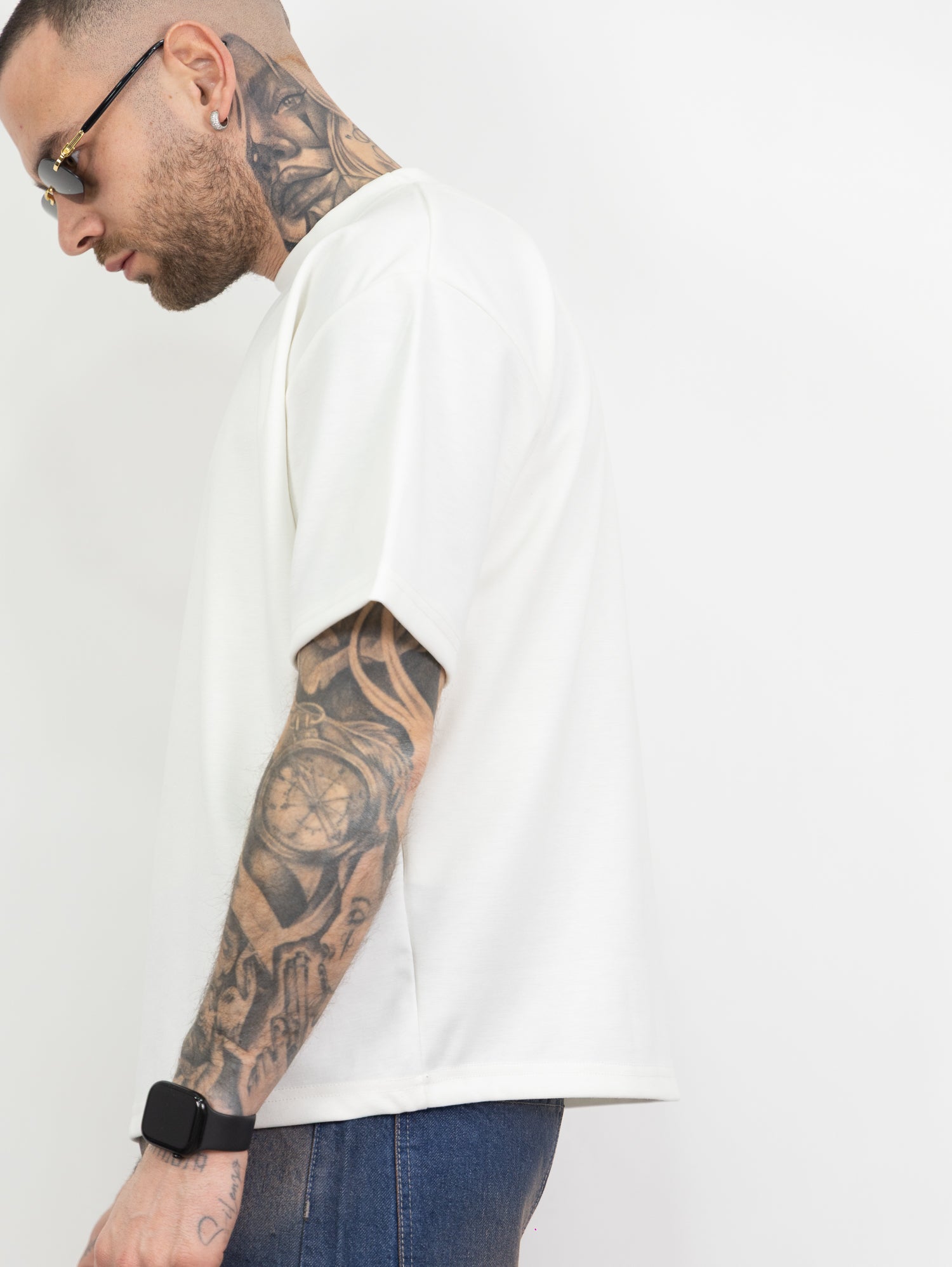 T-shirt empty