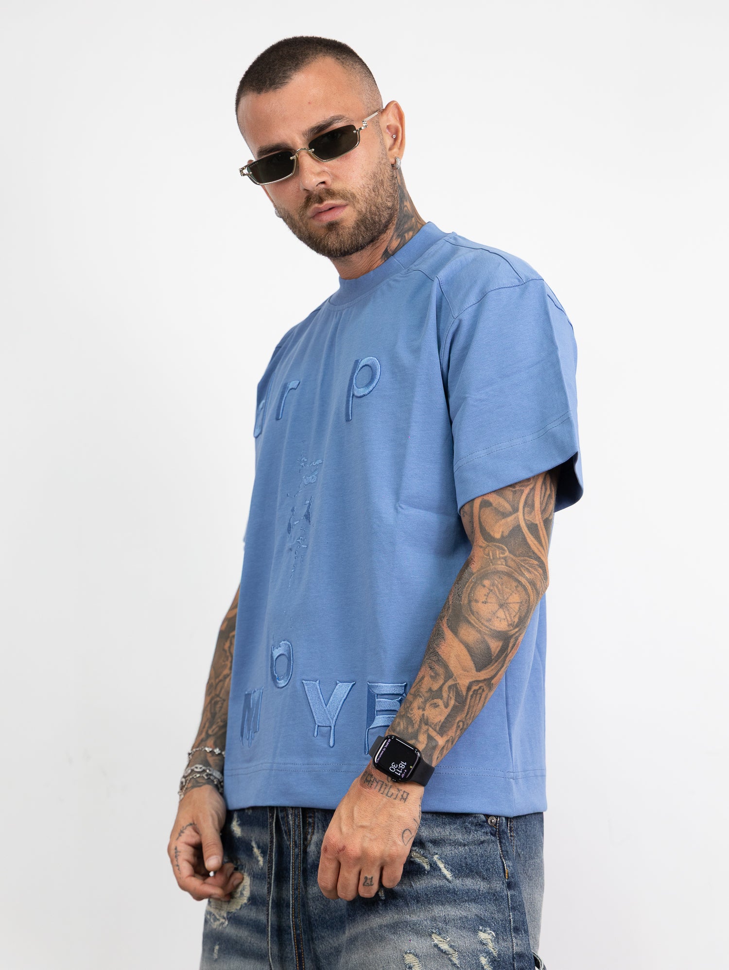 T-shirt move