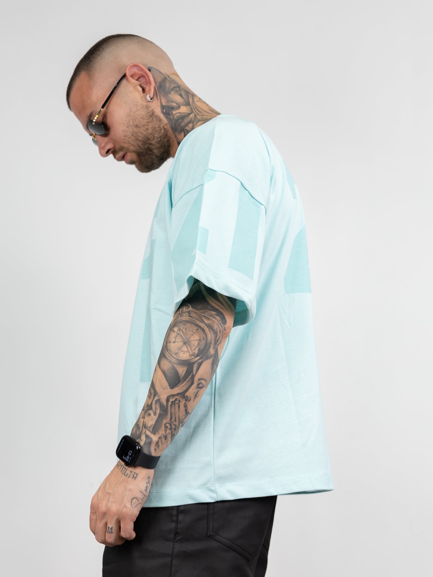 T-shirt number ambition