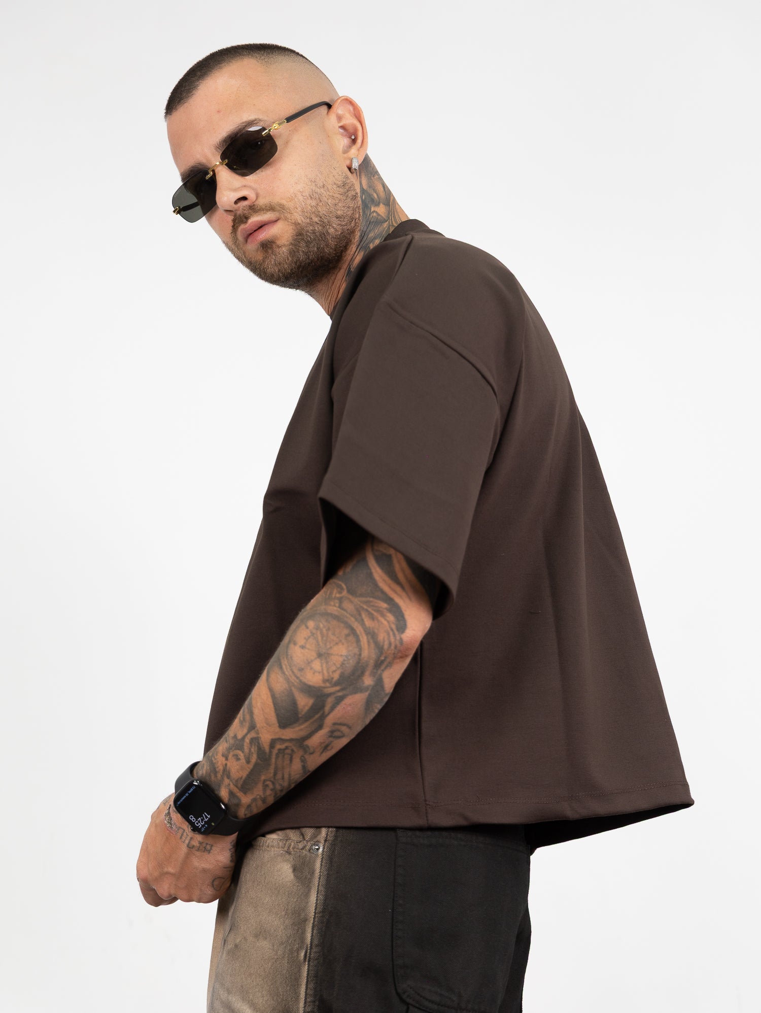 T-shirt crop ambition