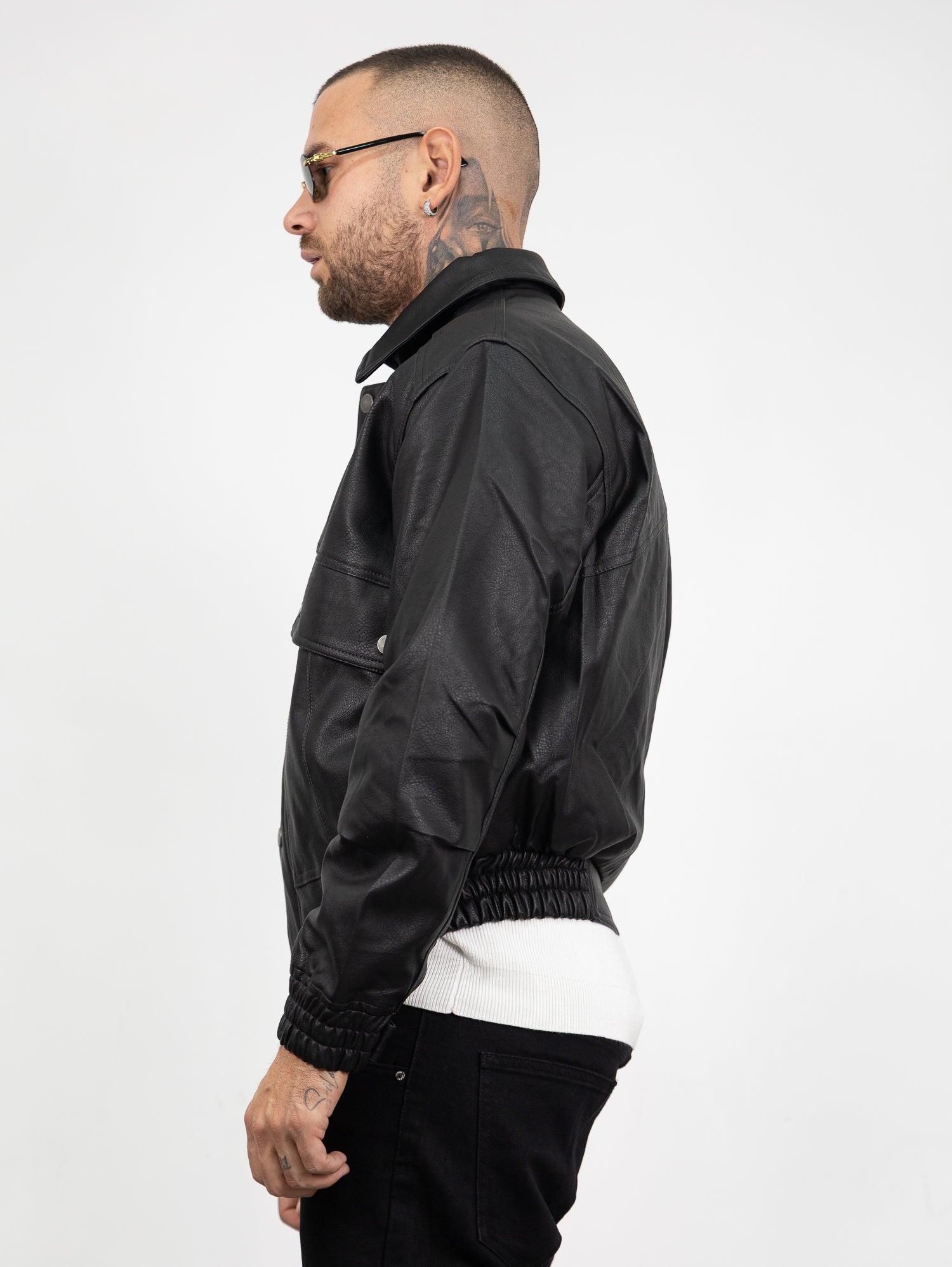 Jacket botton task