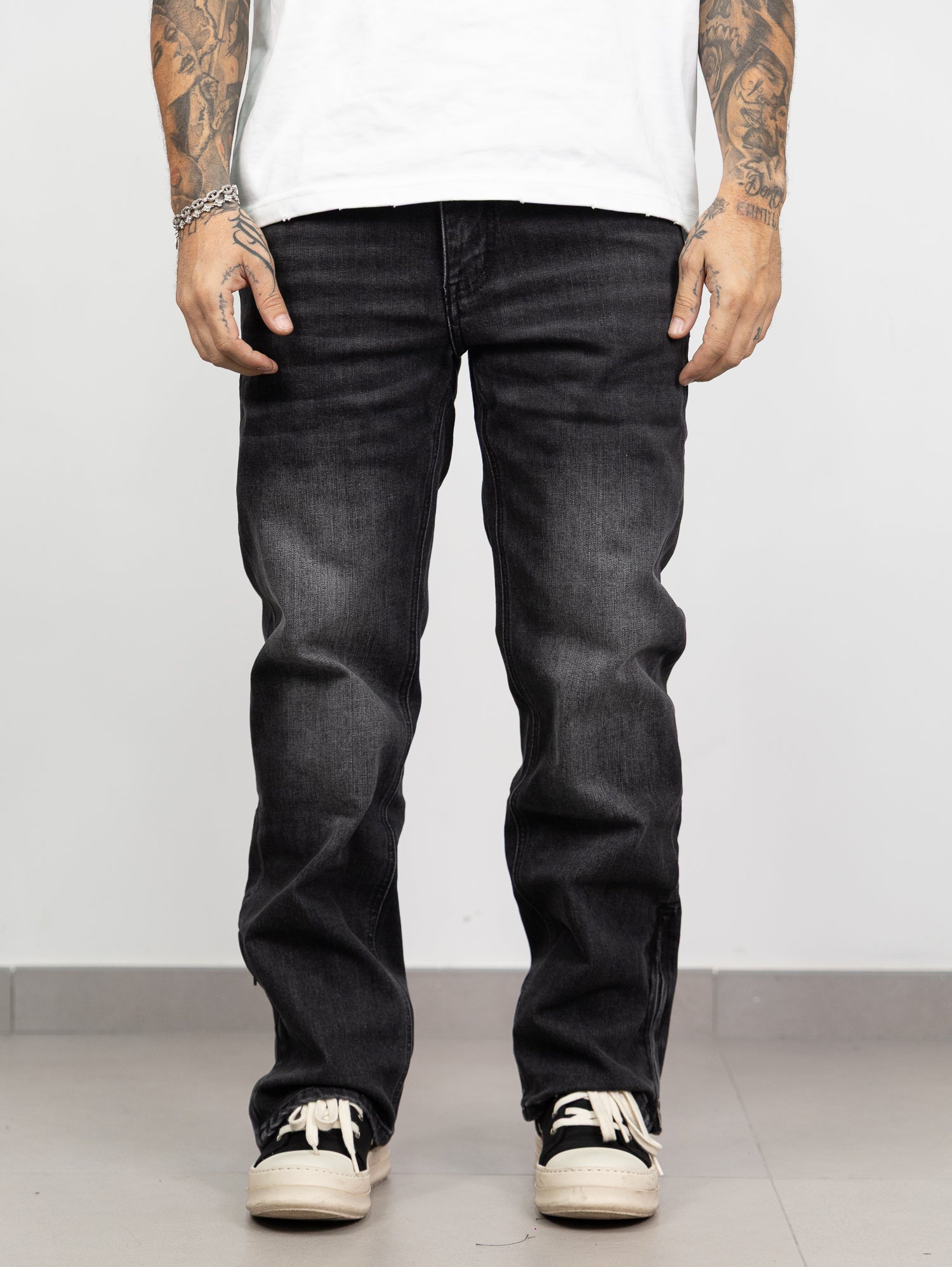 Baggy grey zip new