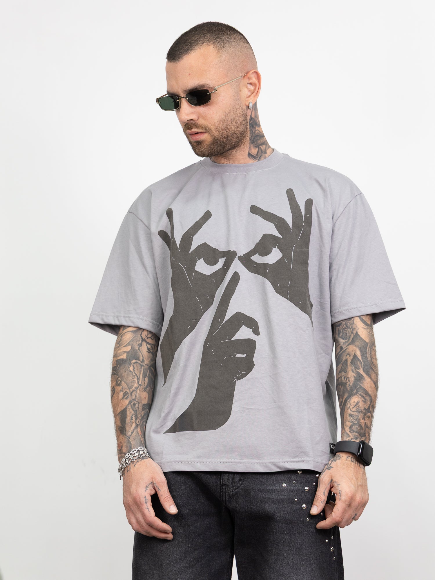 T-shirt empty face no face