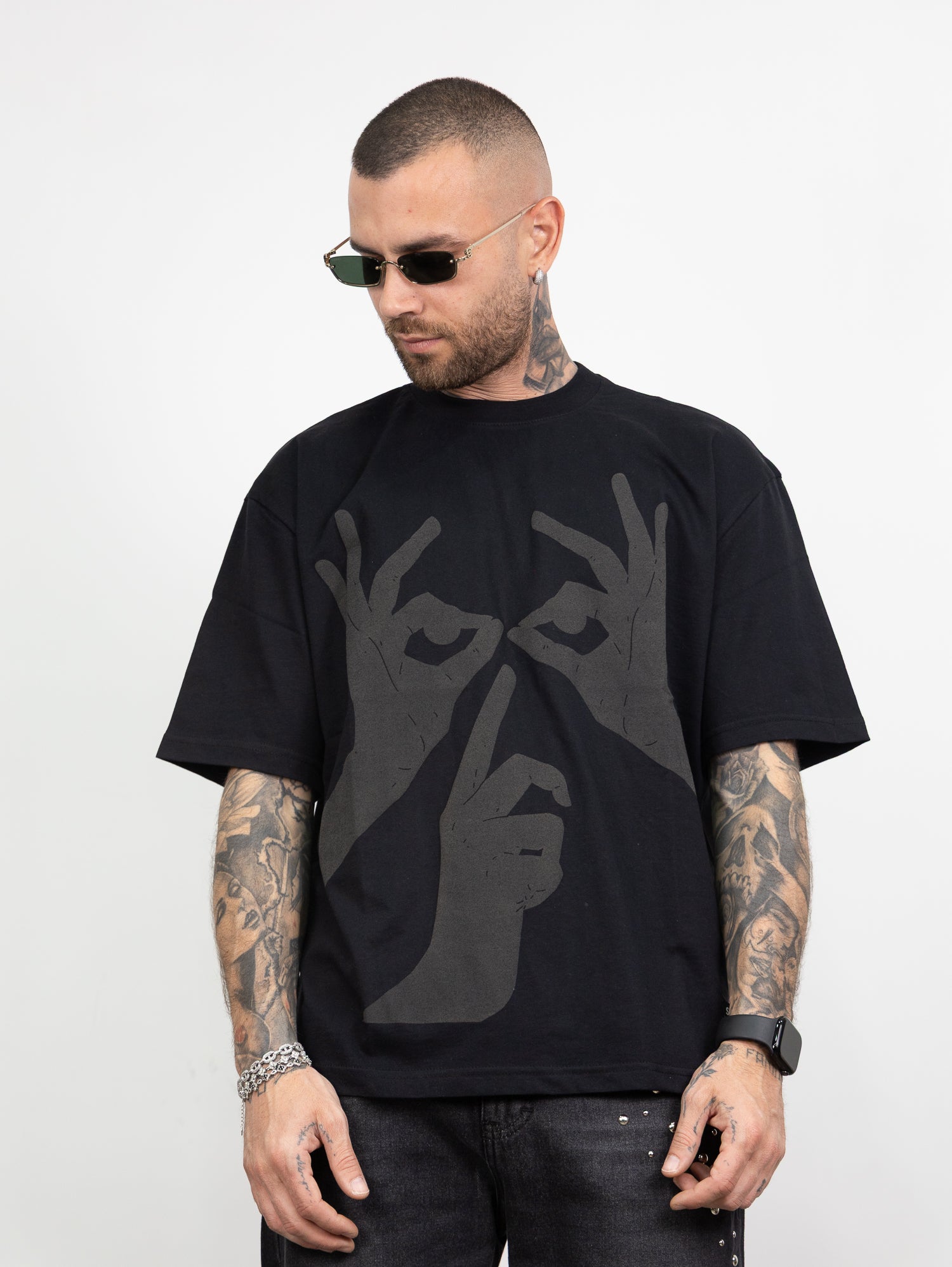 T-shirt empty face no face