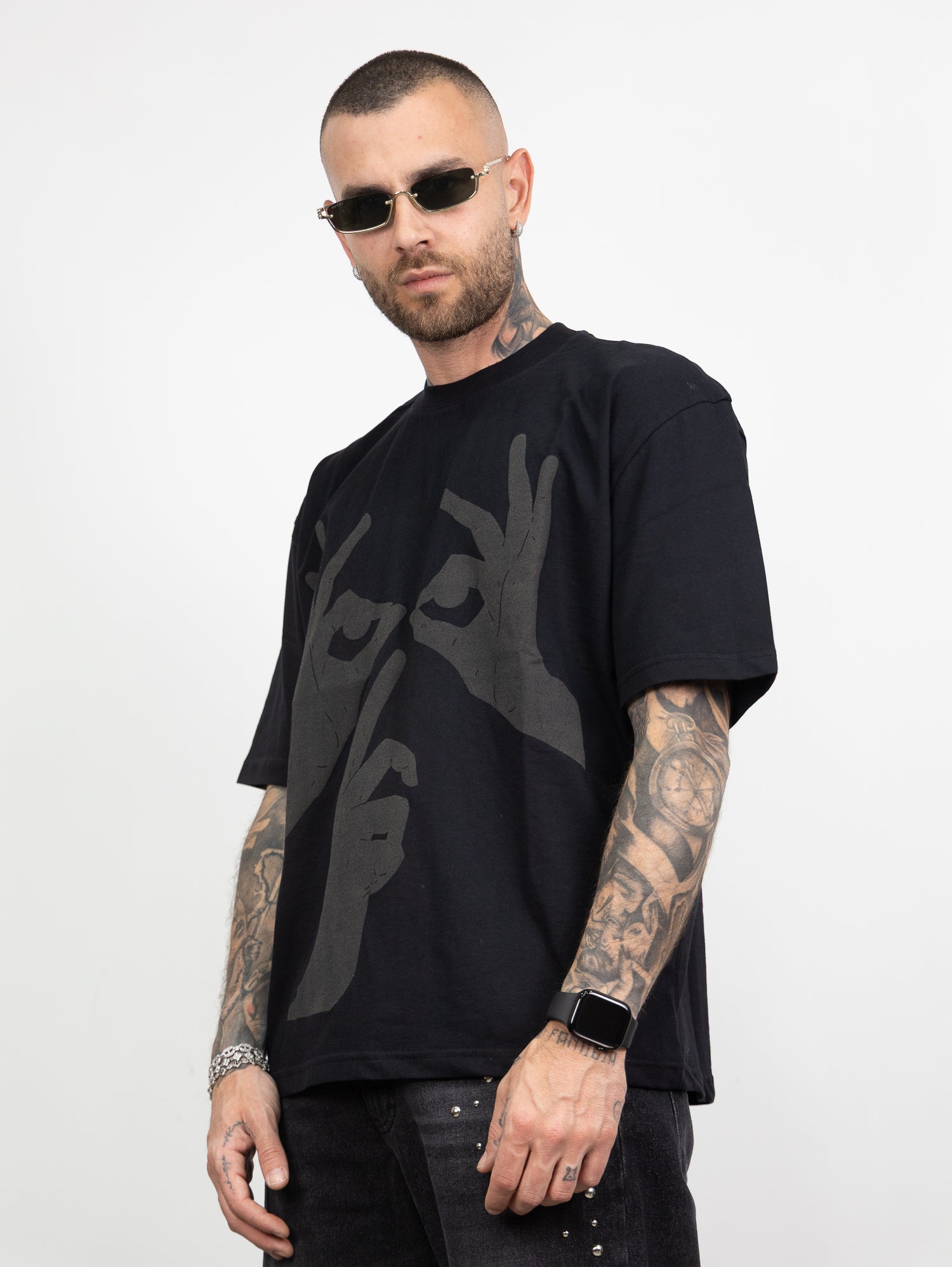 T-shirt empty face no face
