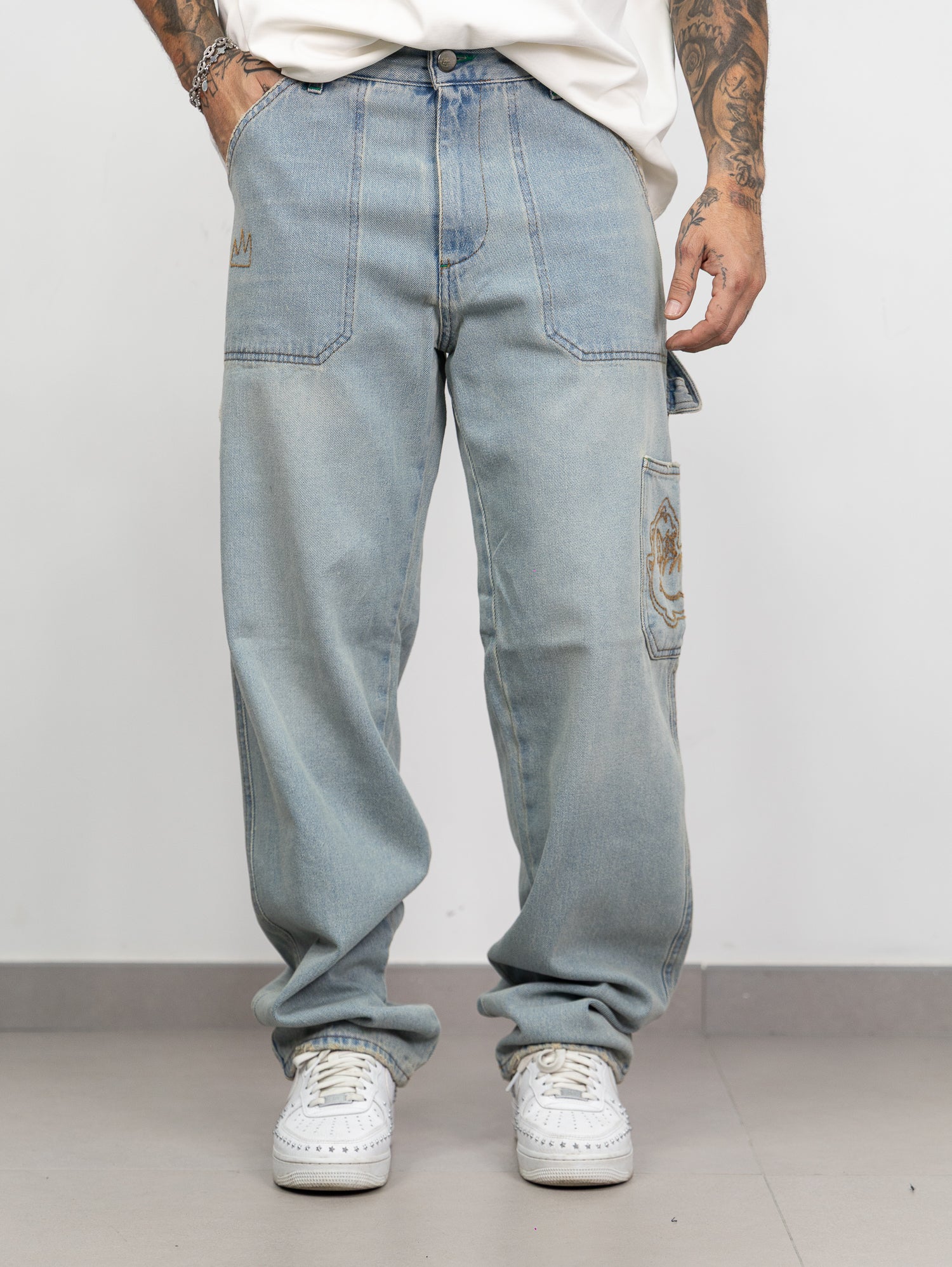 Carpenter pluto's lab