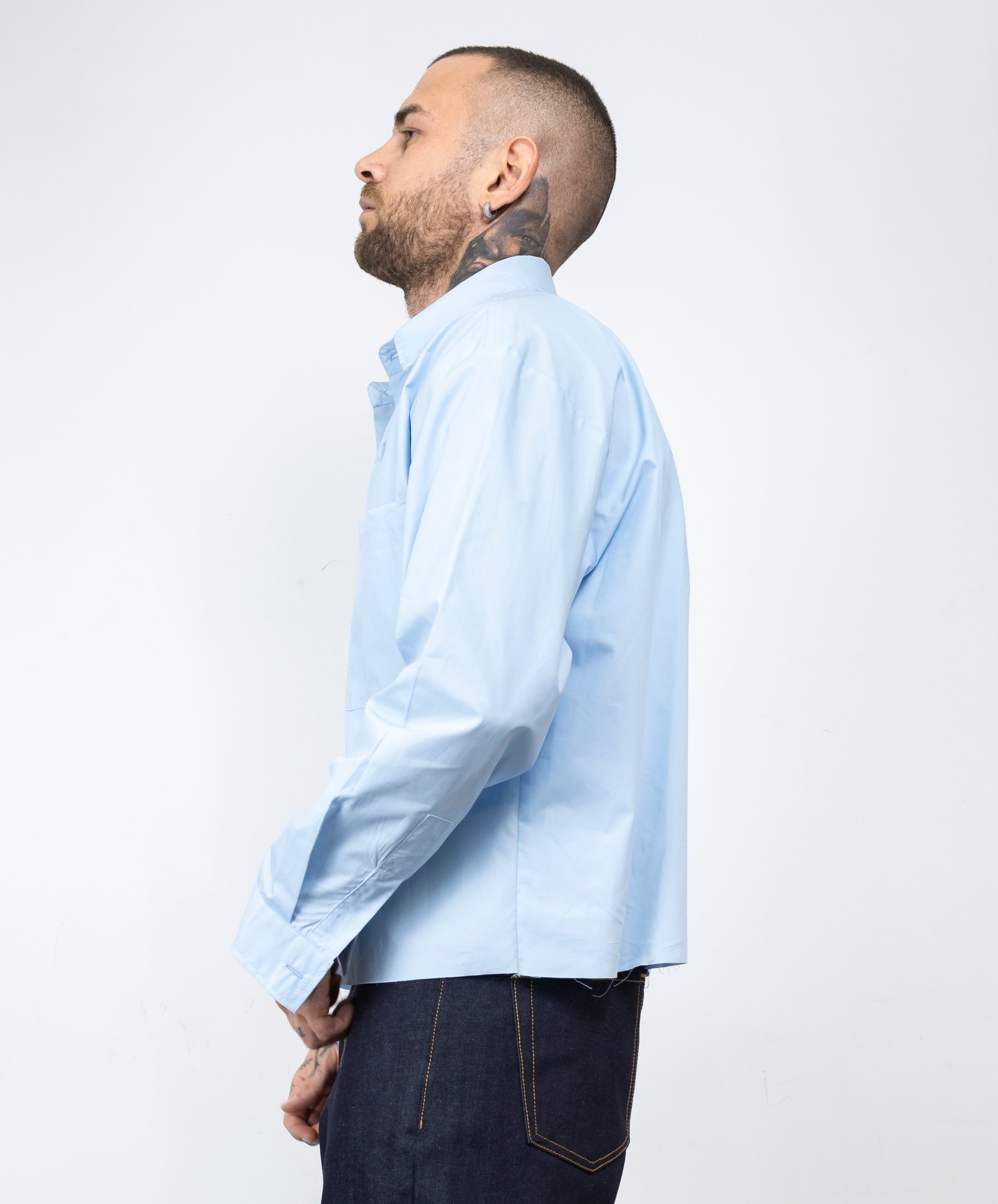 Camicia crop taglio vivo
