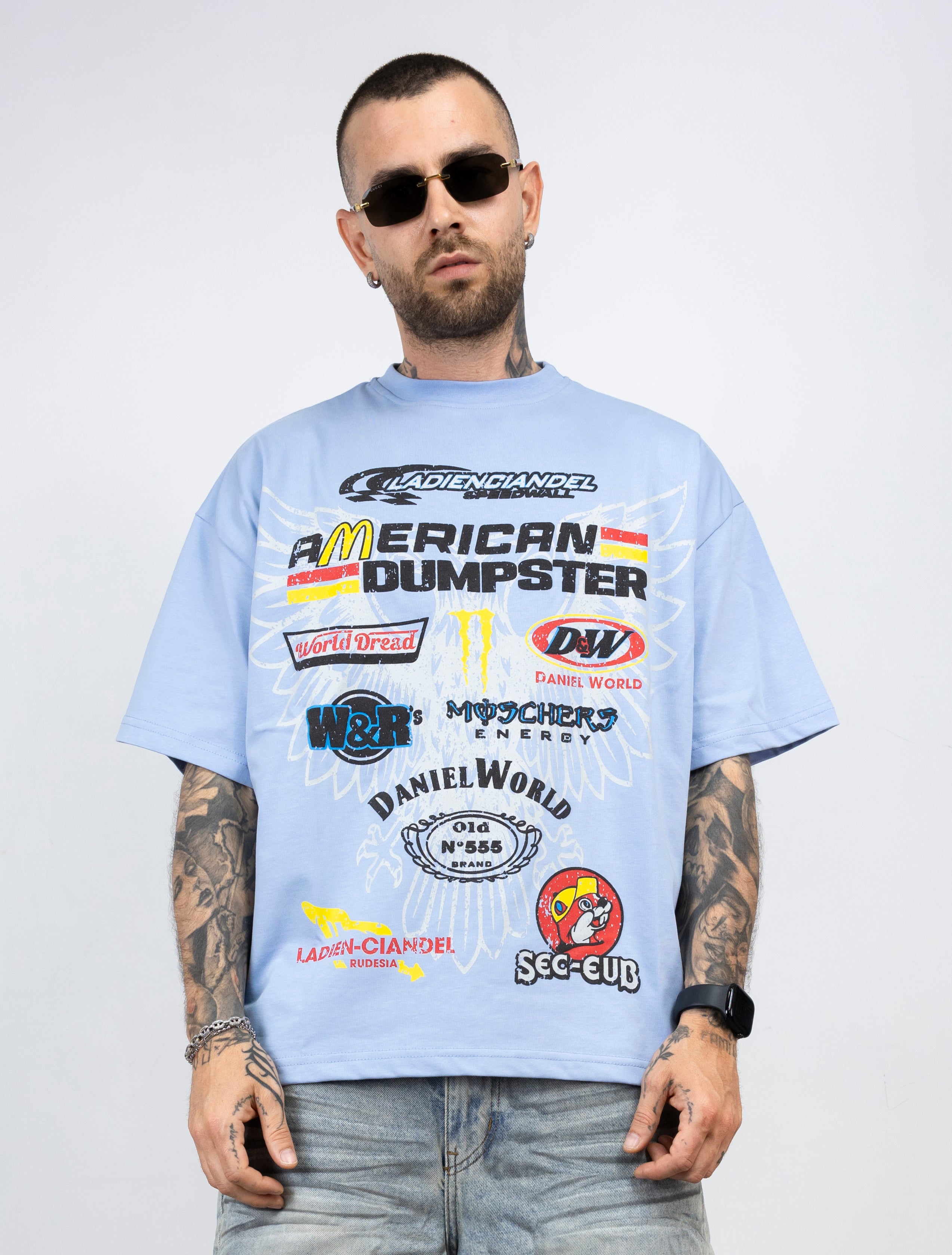 T-shirt american