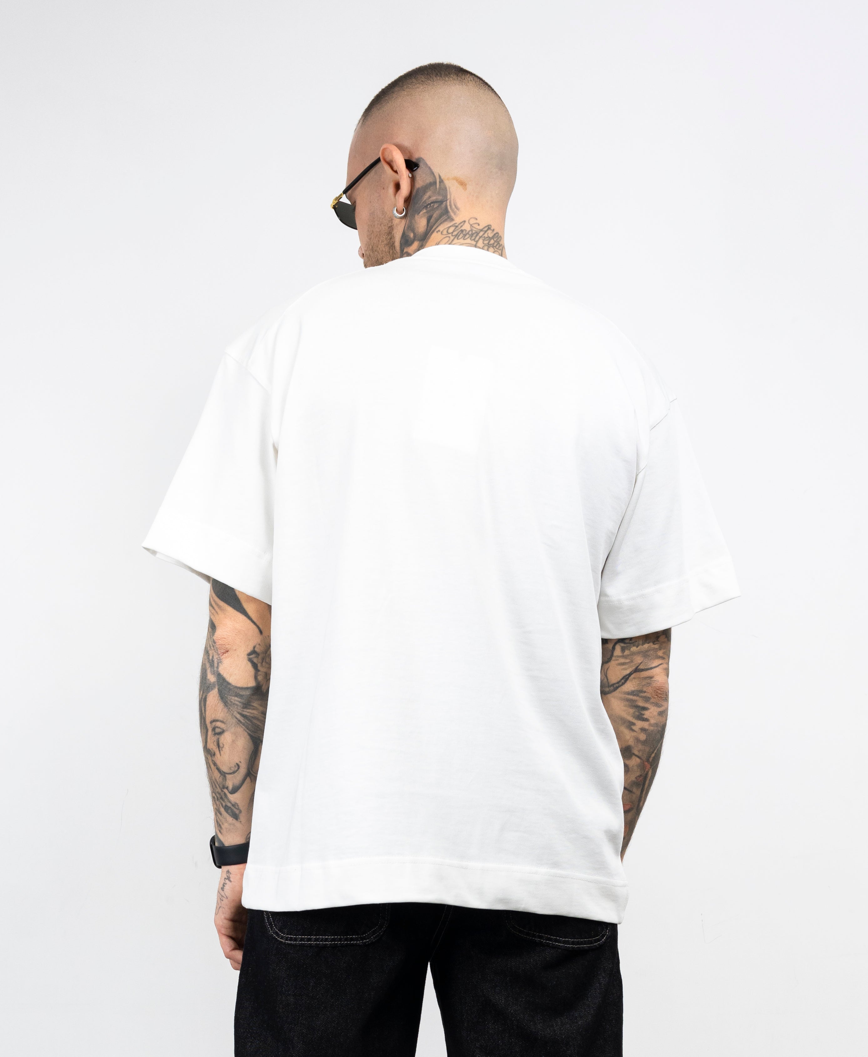 T-shirt seven