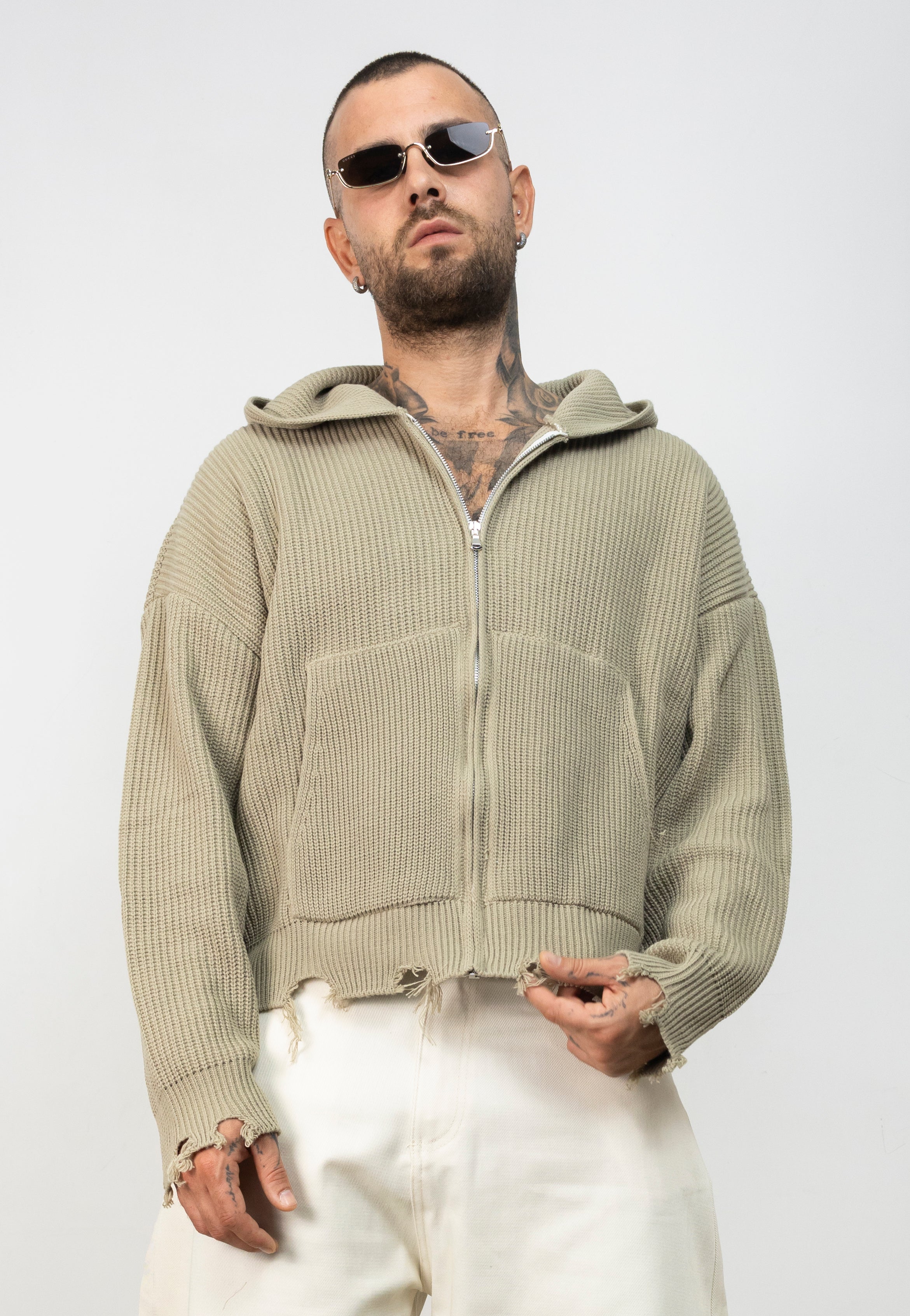 Cardigan Zip Ripped