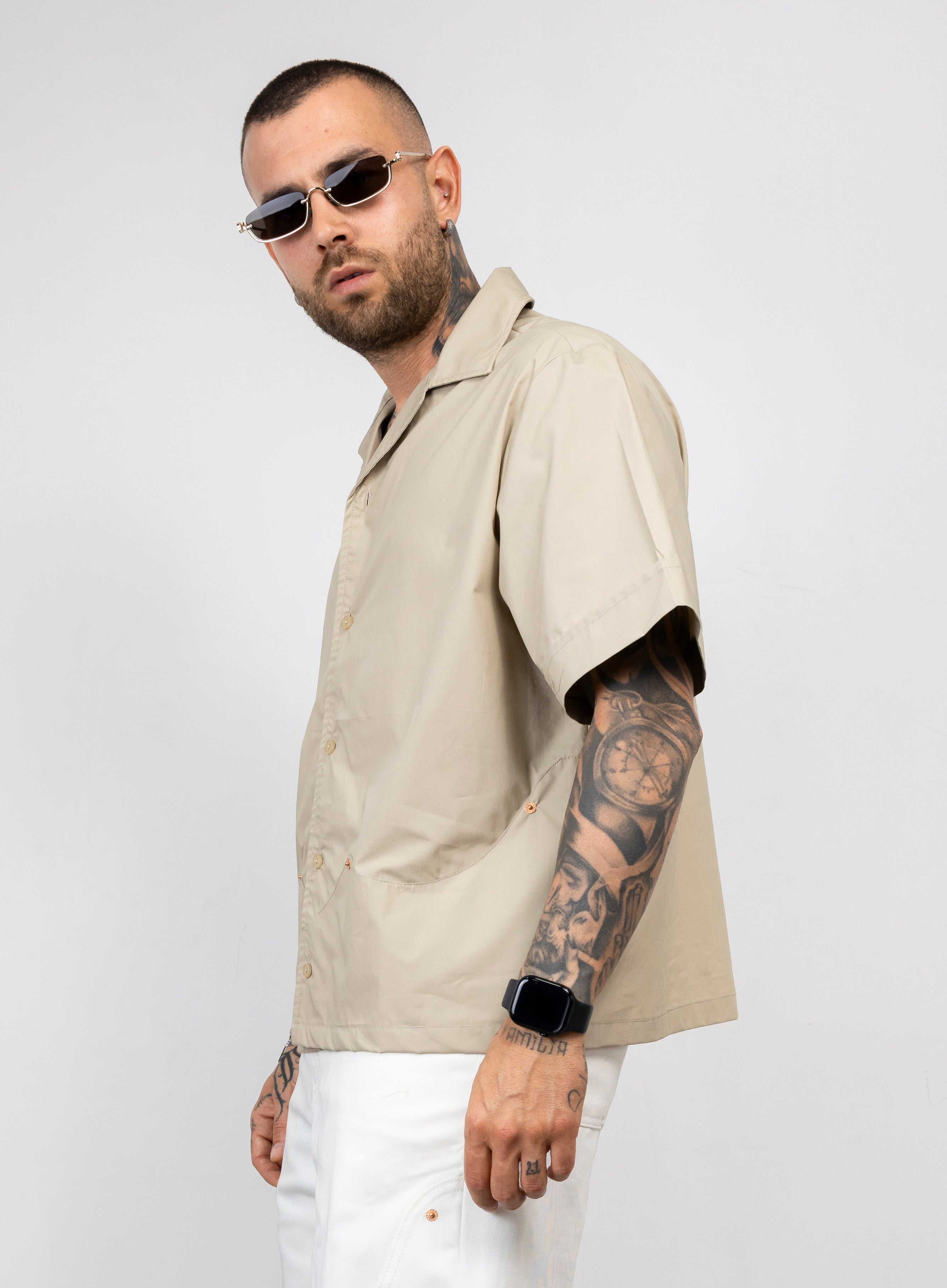 Camicia rivetti