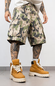 Bermuda Cargo Camouflage con Borchie