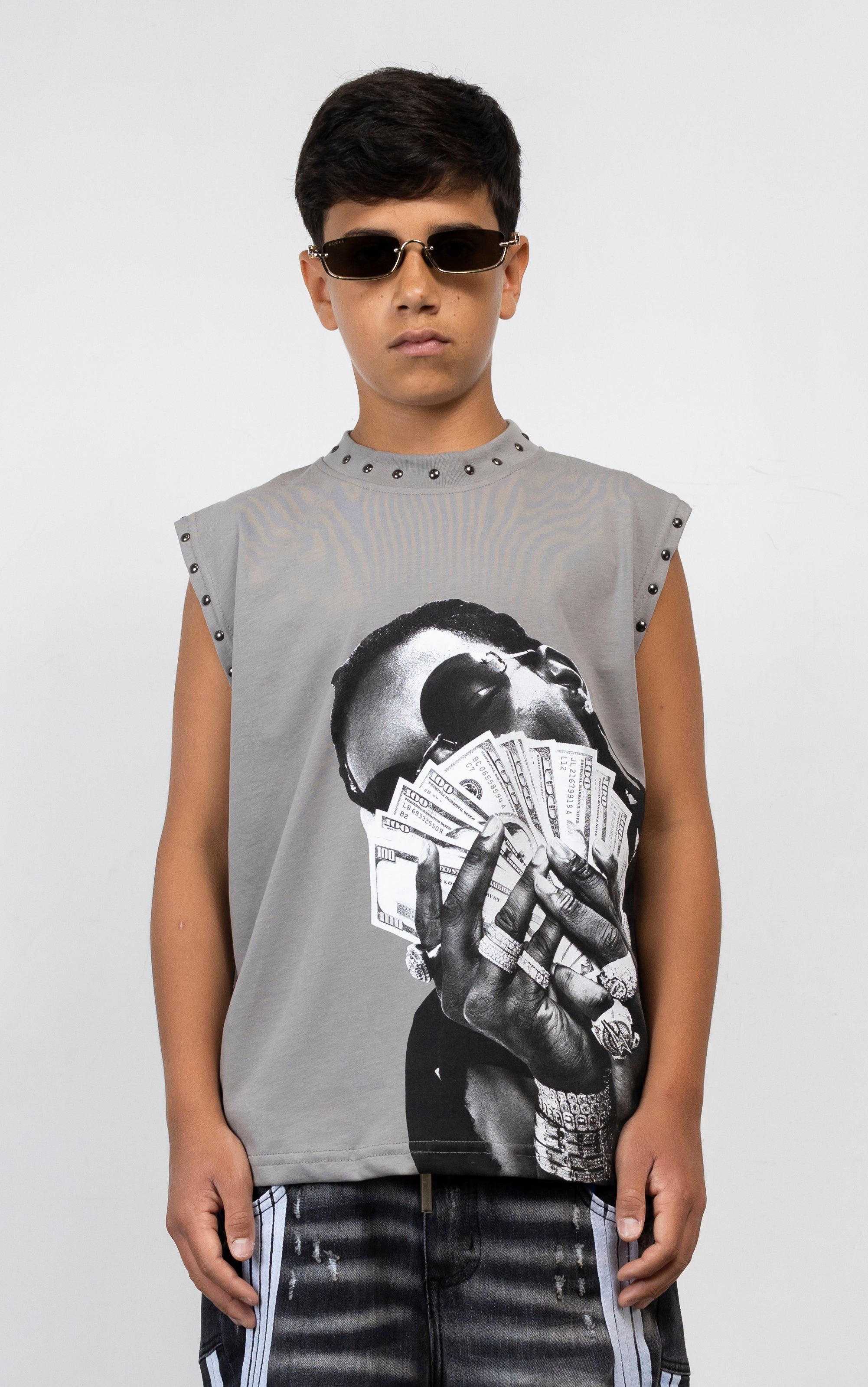T-Shirt Smanicata Junior con Stampa Graphic e Borchie