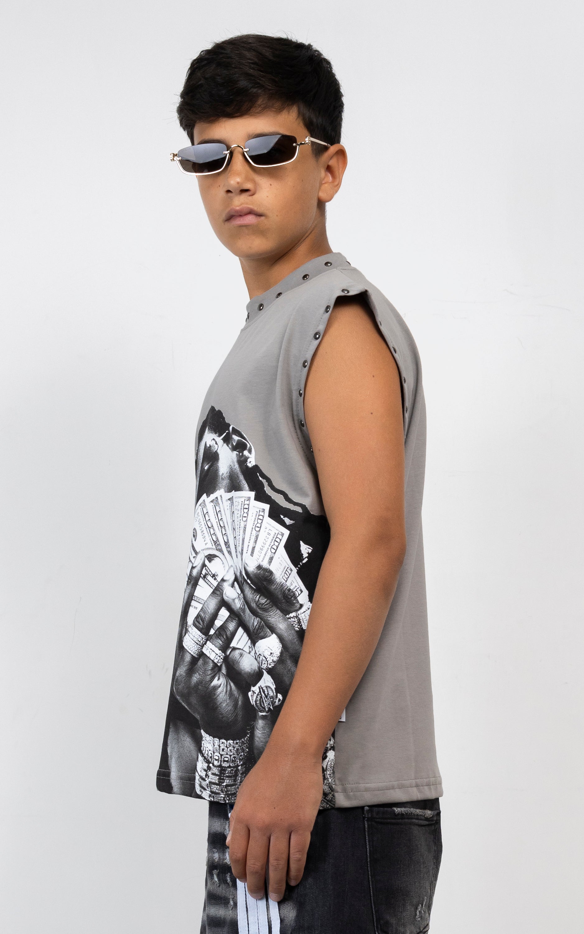 T-Shirt Smanicata Junior con Stampa Graphic e Borchie