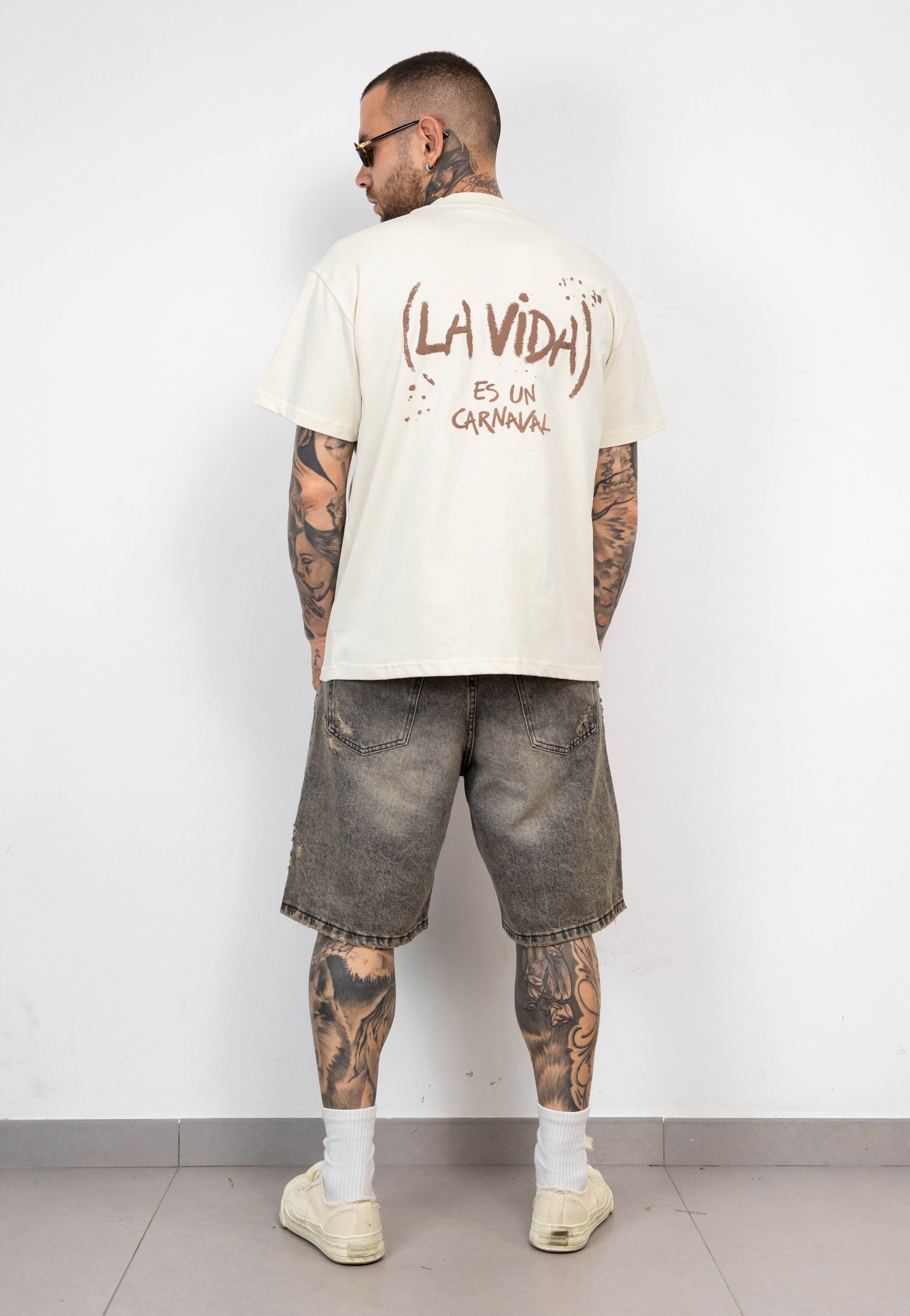T-Shirt Oversize La Vida Es Un Carnaval