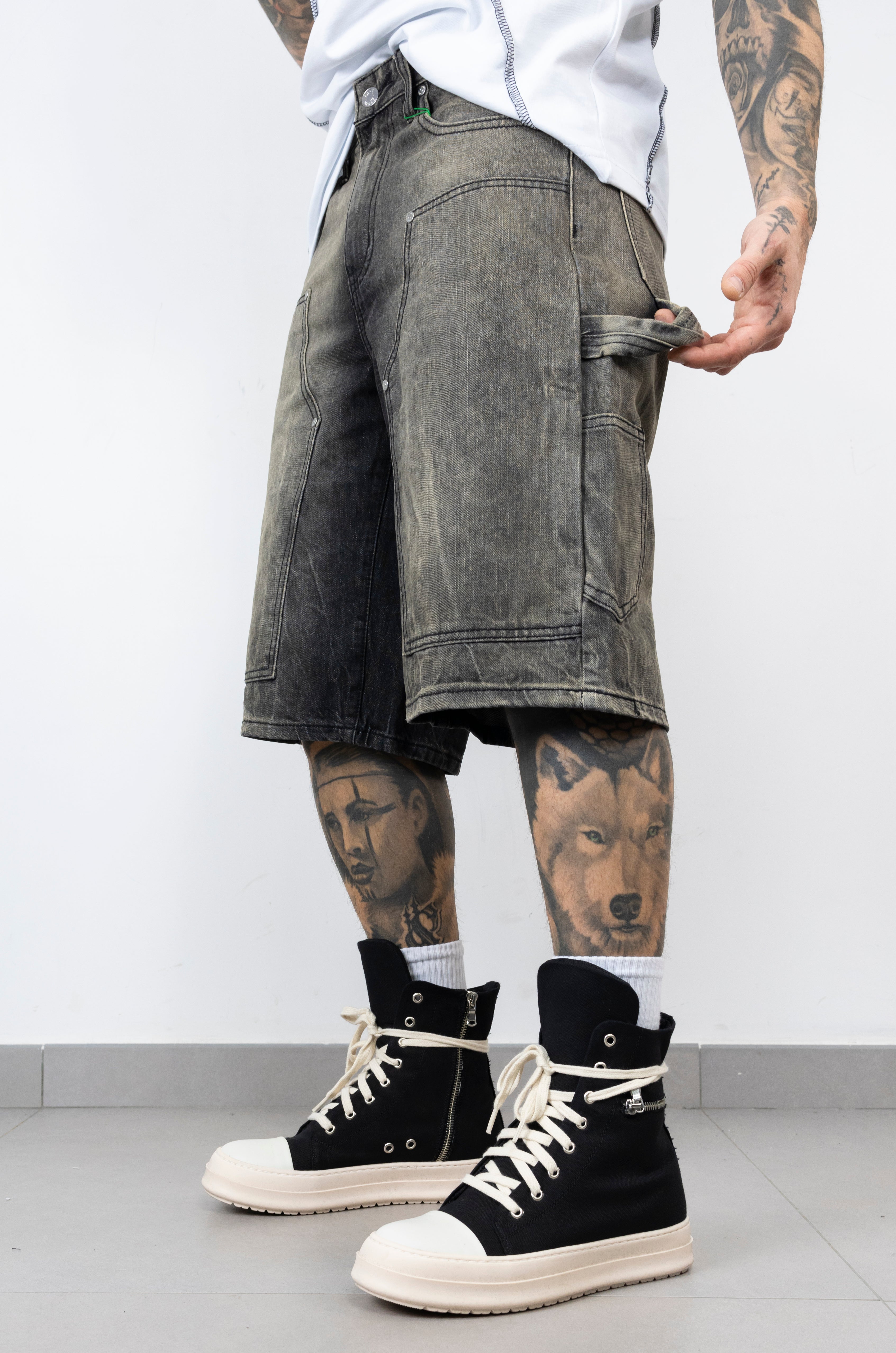 Short carpenter sfumato