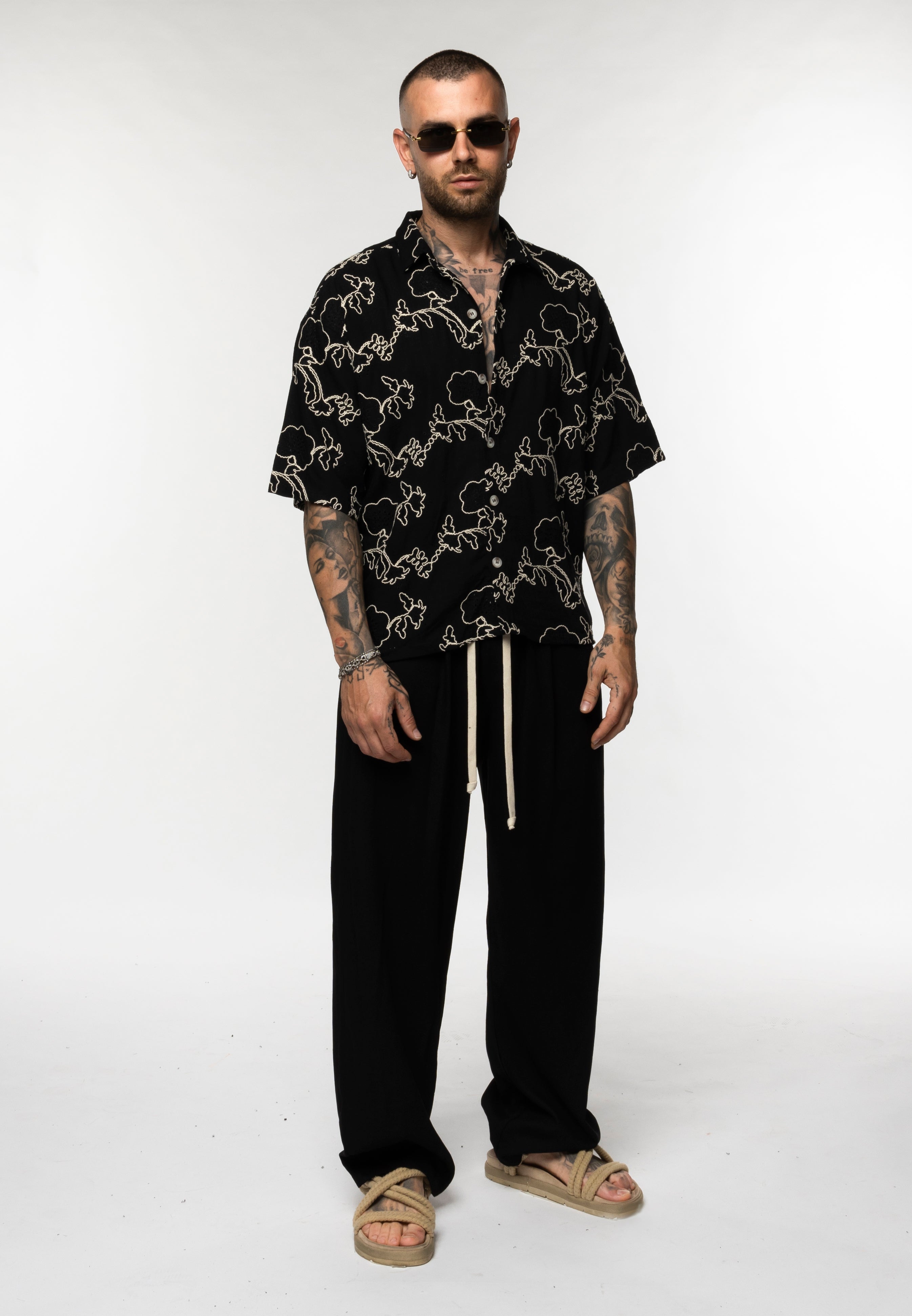 Camicia in Lino Ricamata Fantasia Floreale