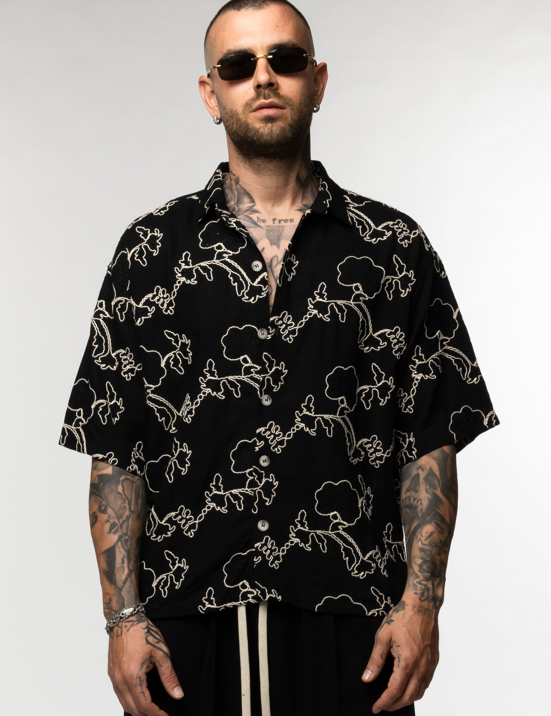 Camicia in Lino Ricamata Fantasia Floreale