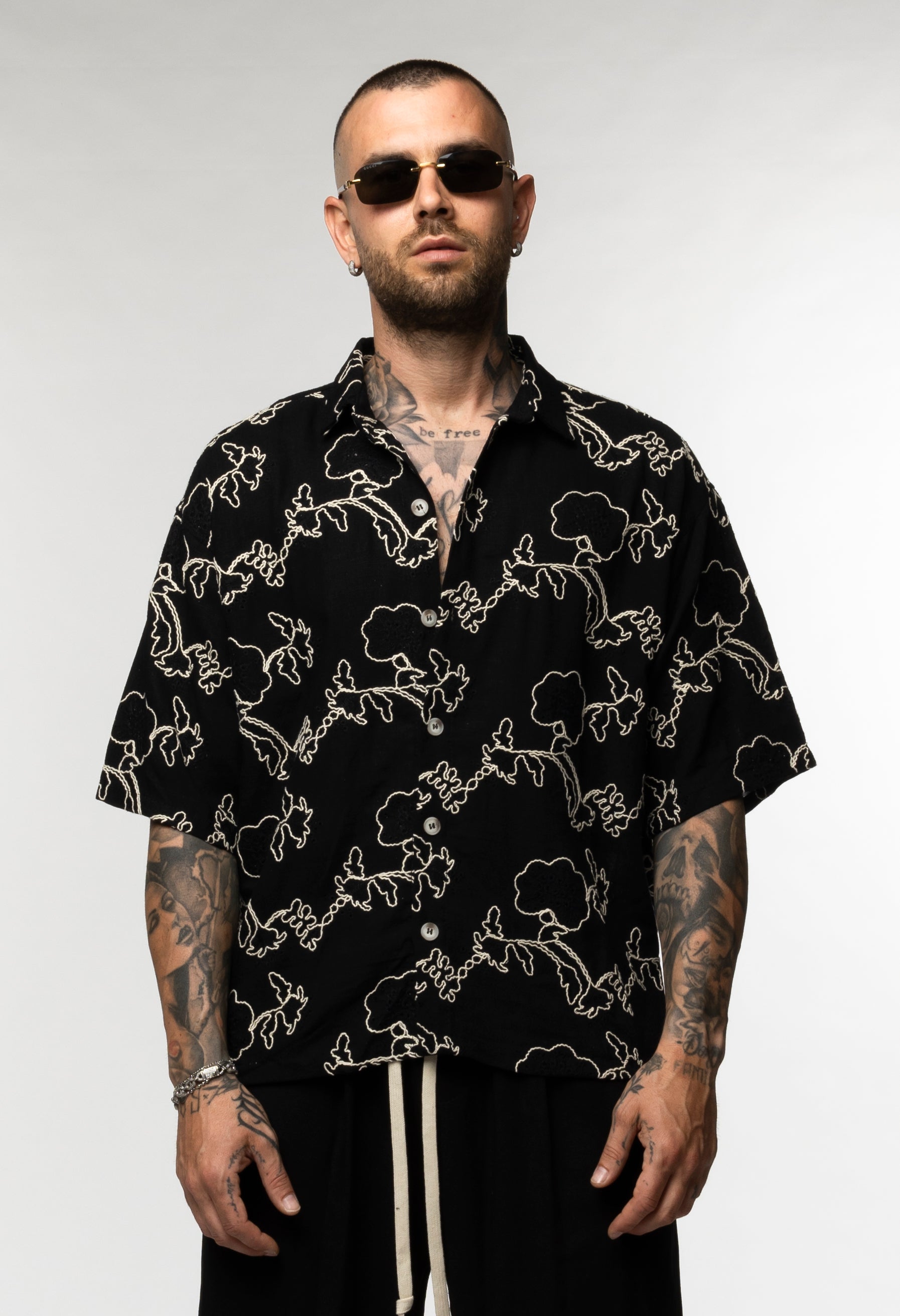Camicia in Lino Ricamata Fantasia Floreale