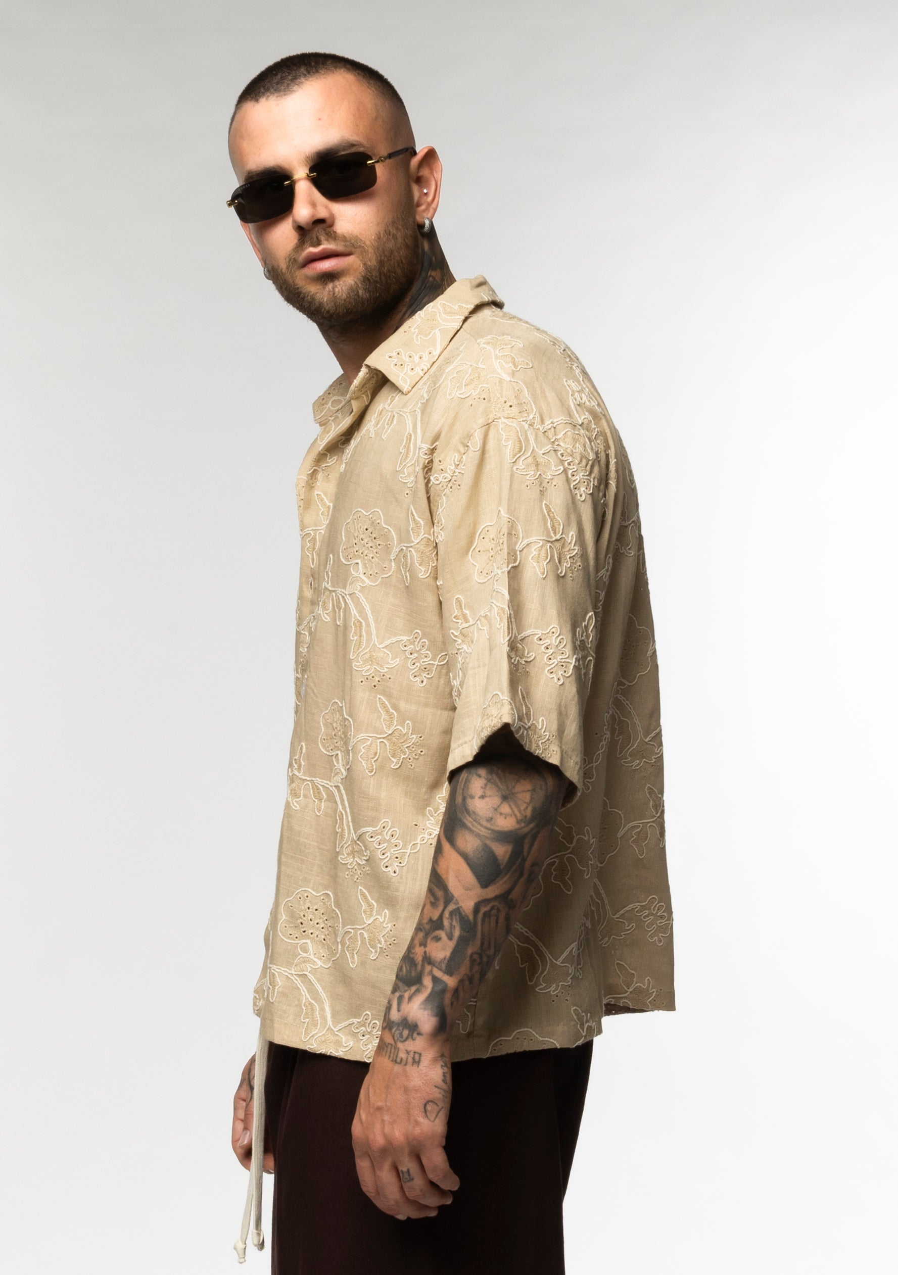 Camicia in Lino Ricamata Fantasia Floreale