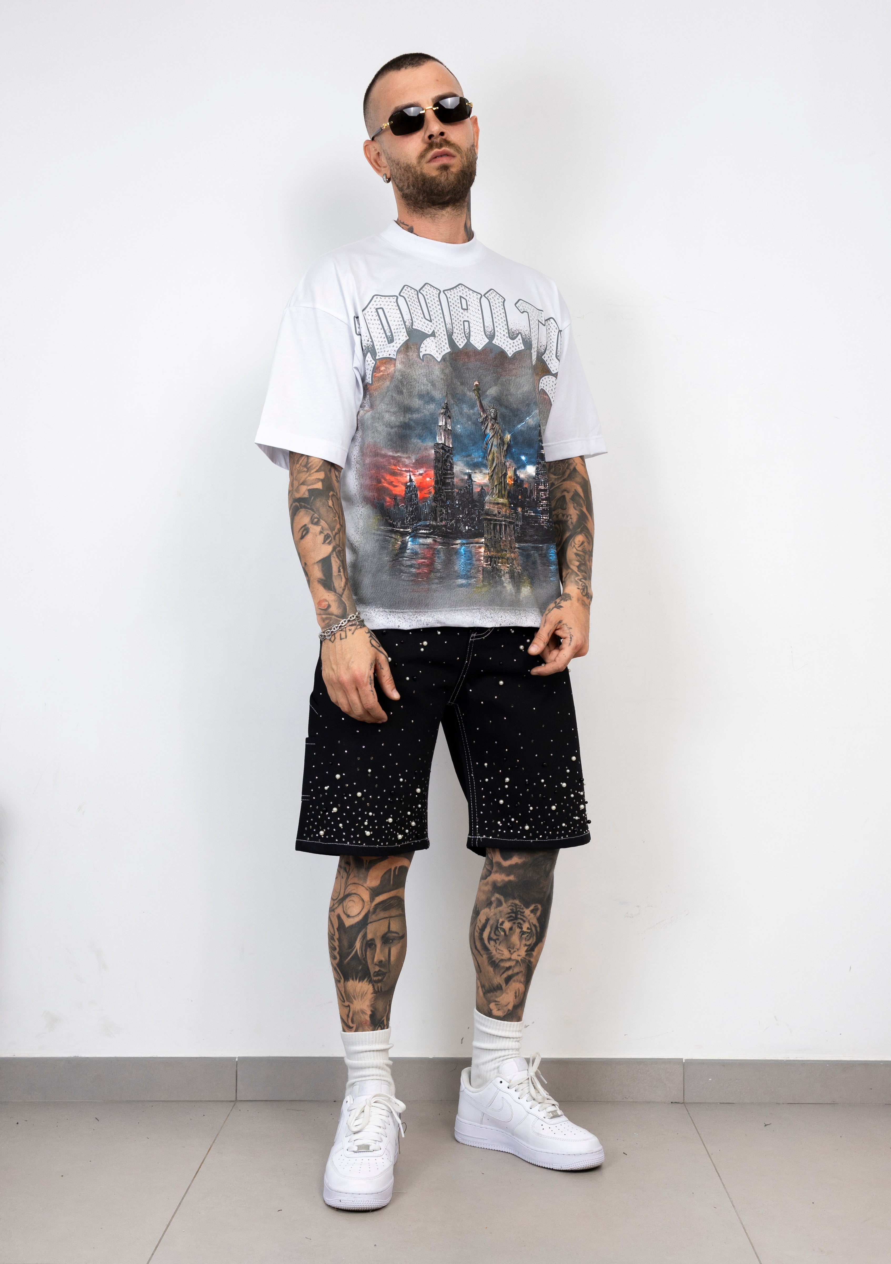 Bermuda Nero Studded Premium