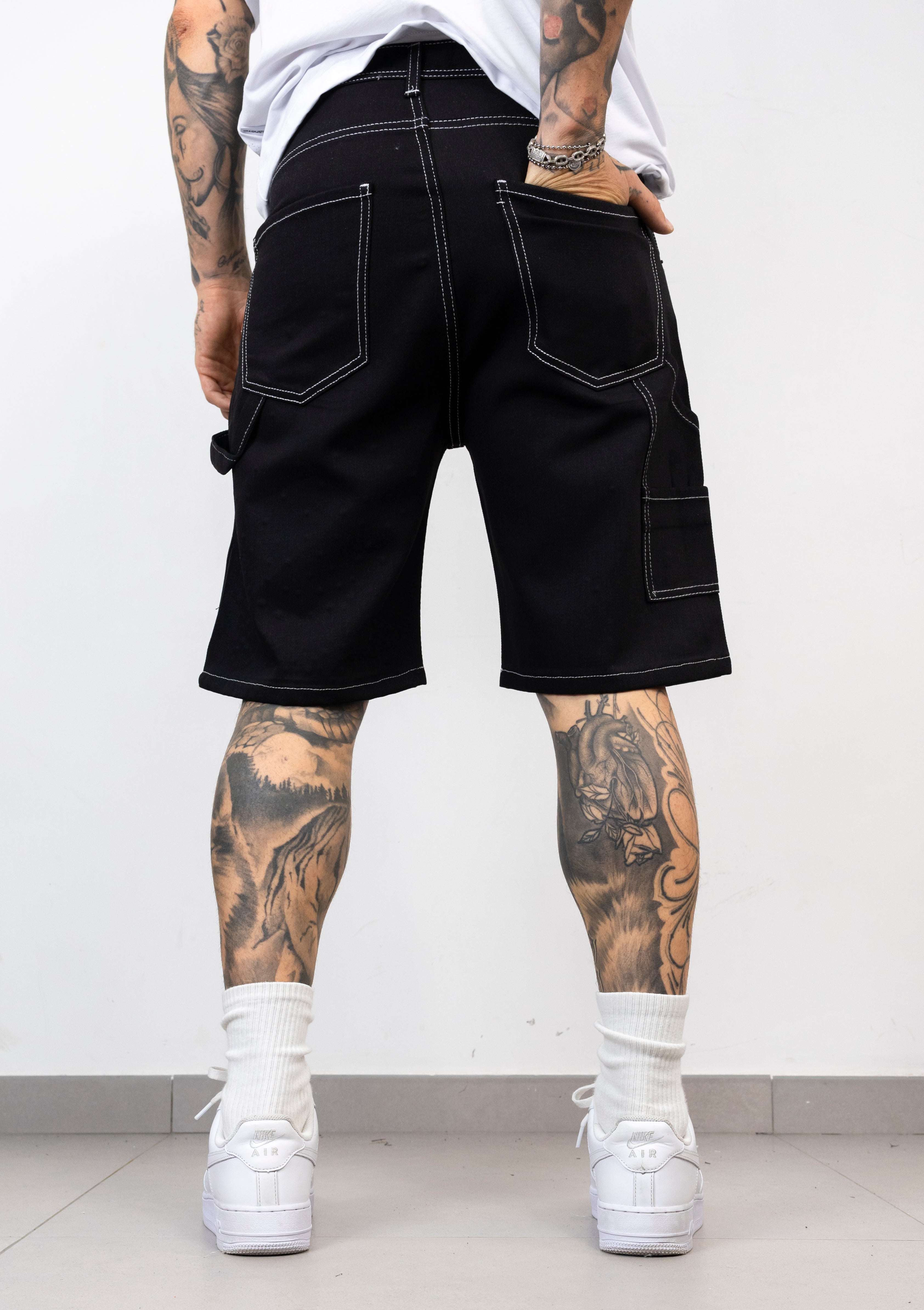 Bermuda Nero Studded Premium
