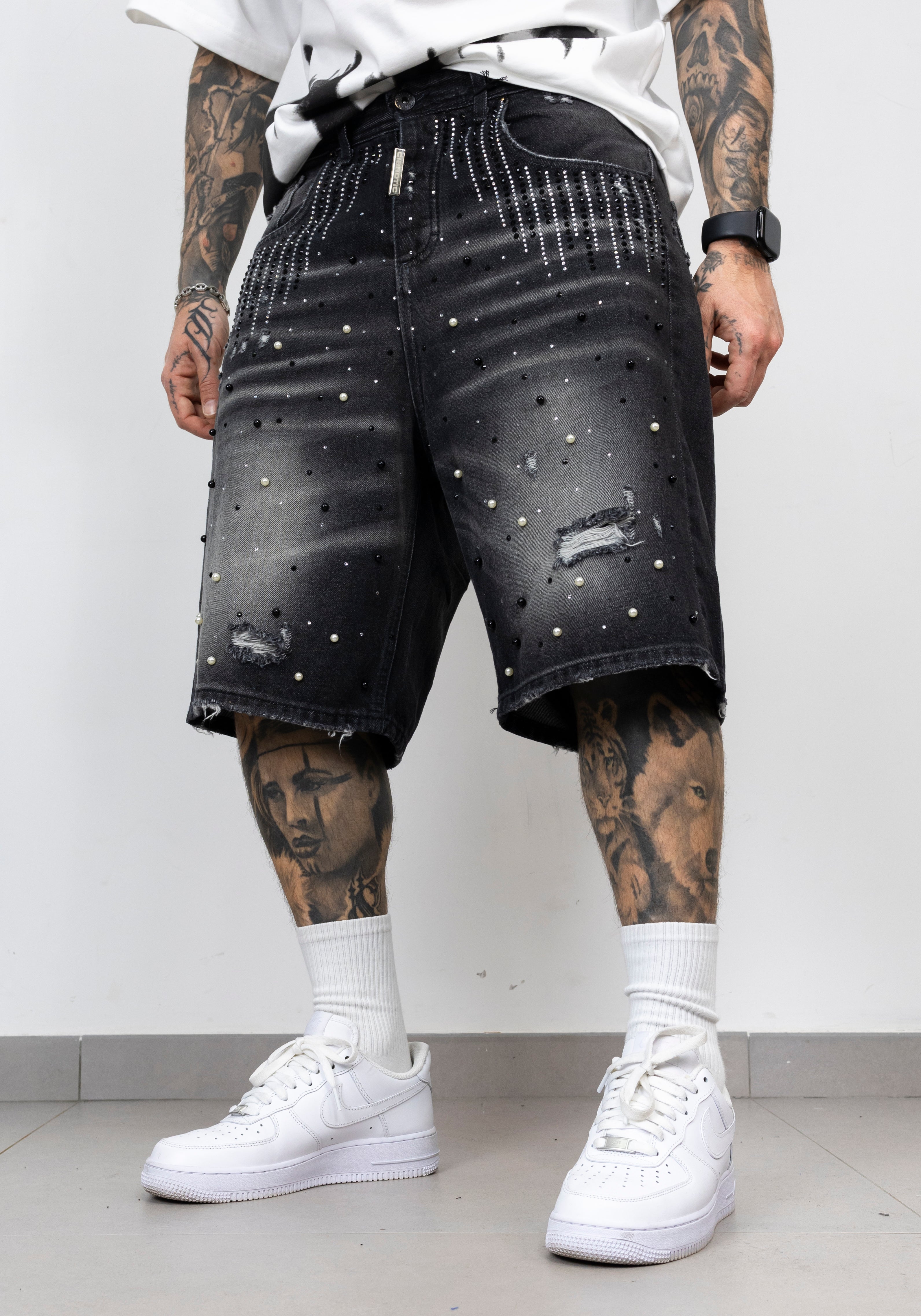 Short galaxy black