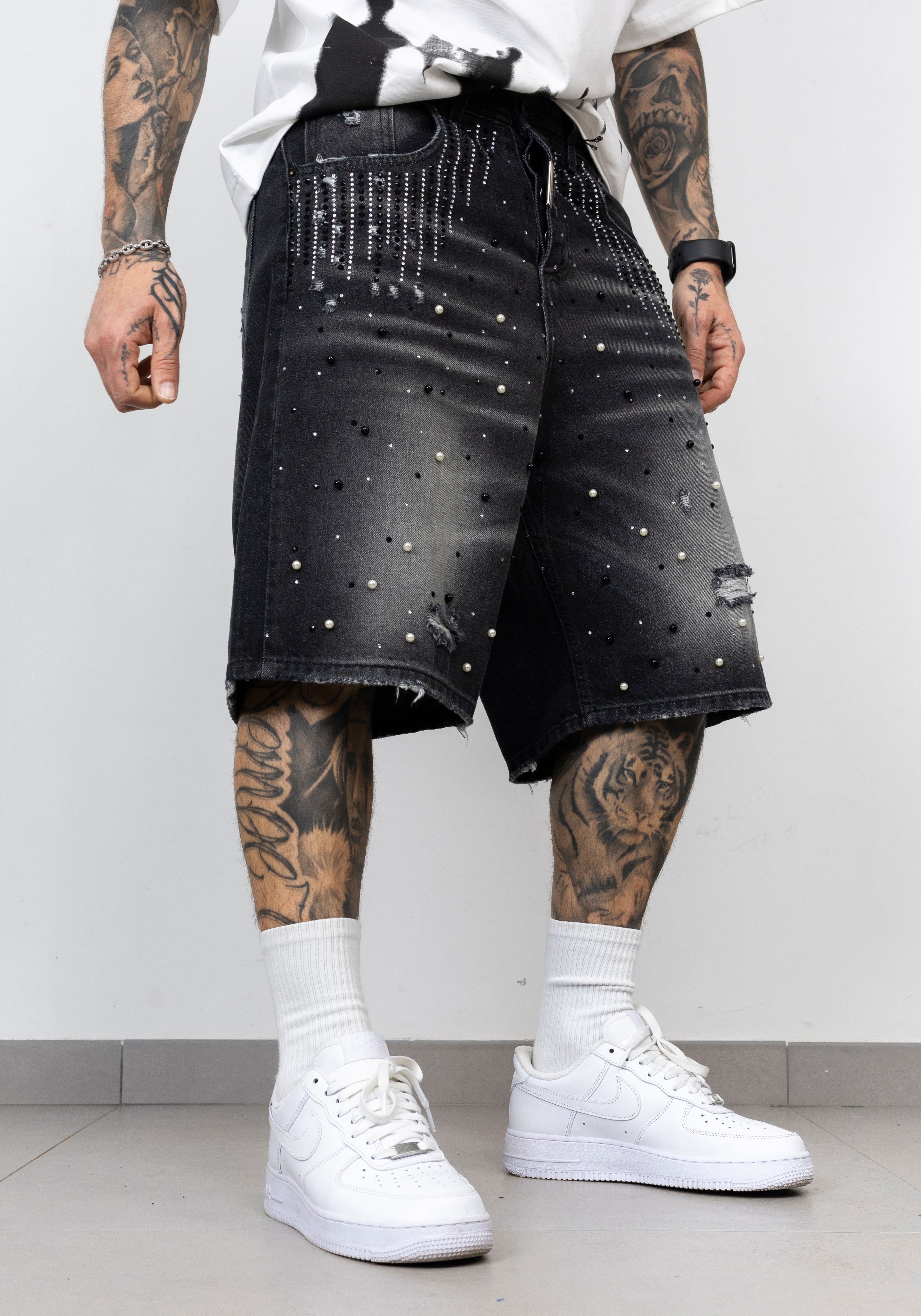 Short galaxy black