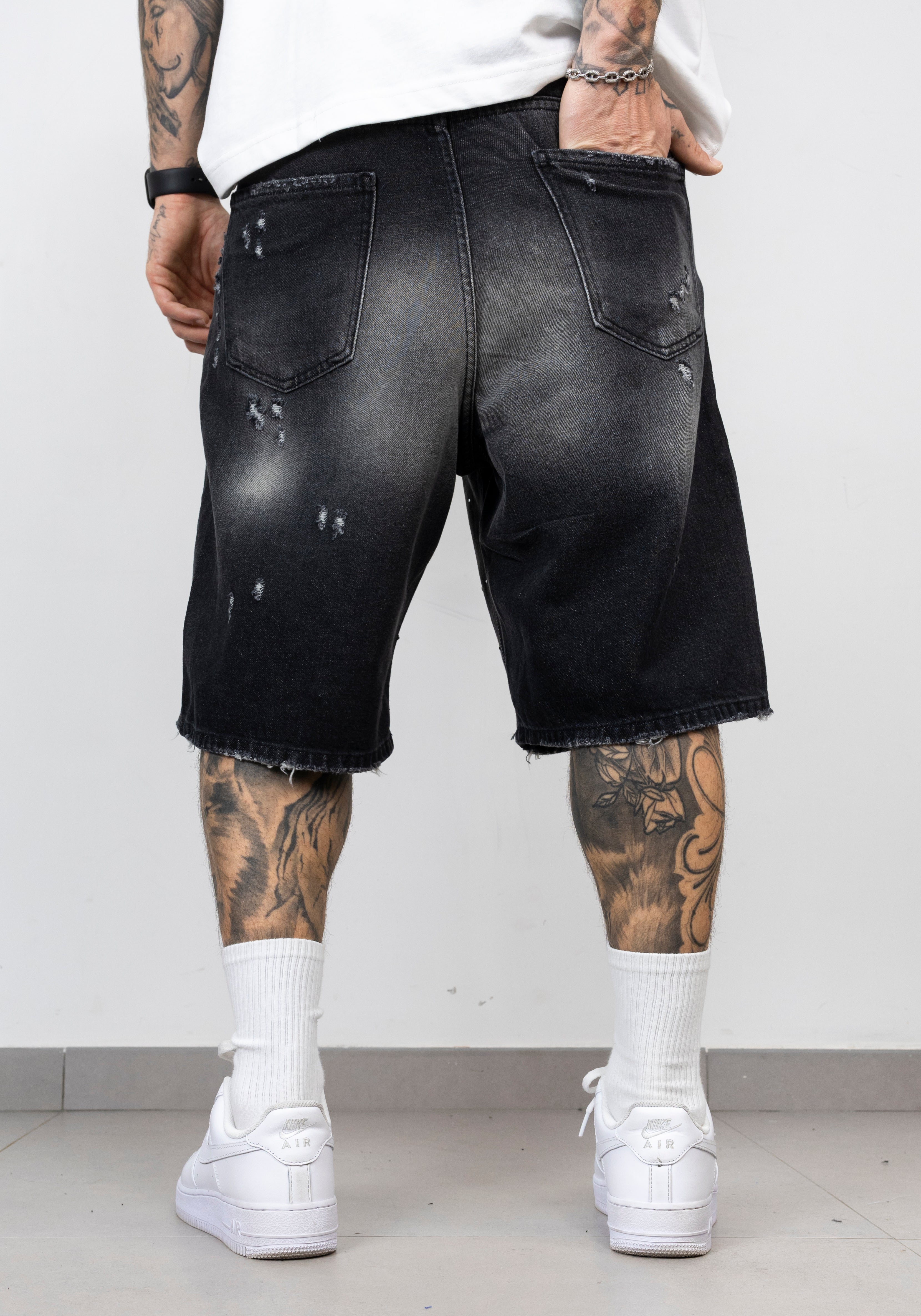 Short galaxy black