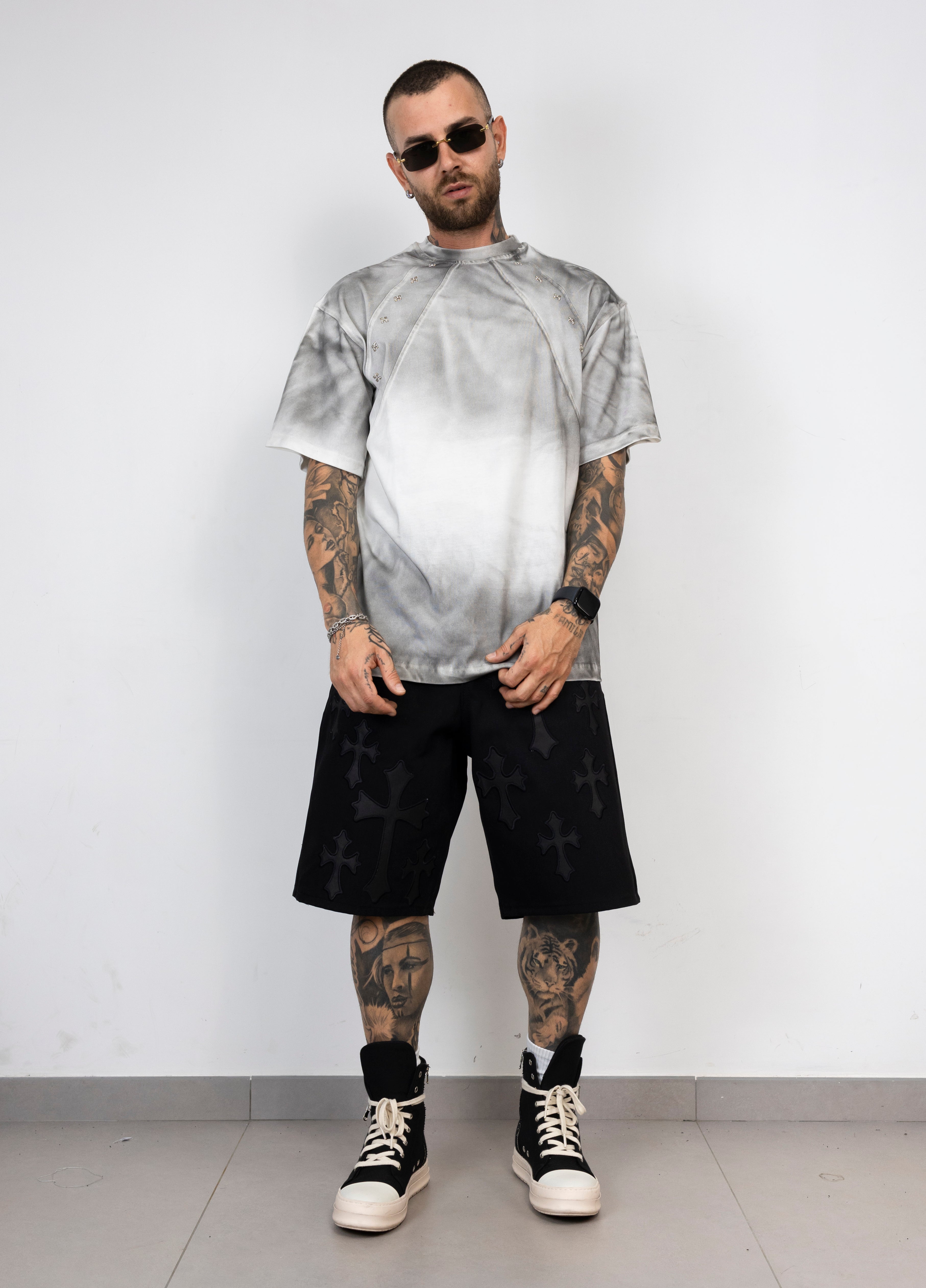 T-shirt crom dependencia