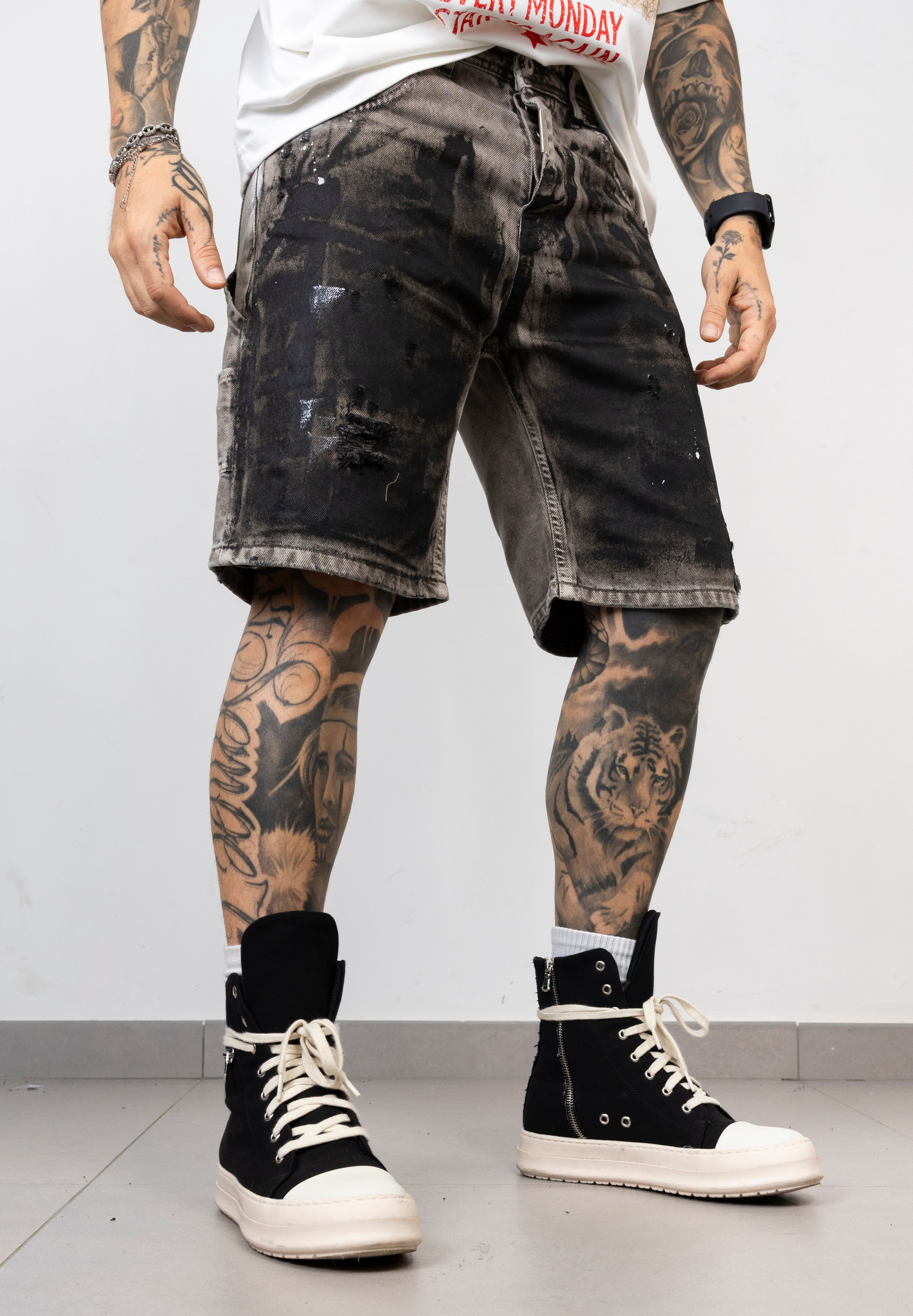 Short Carpenter vandal