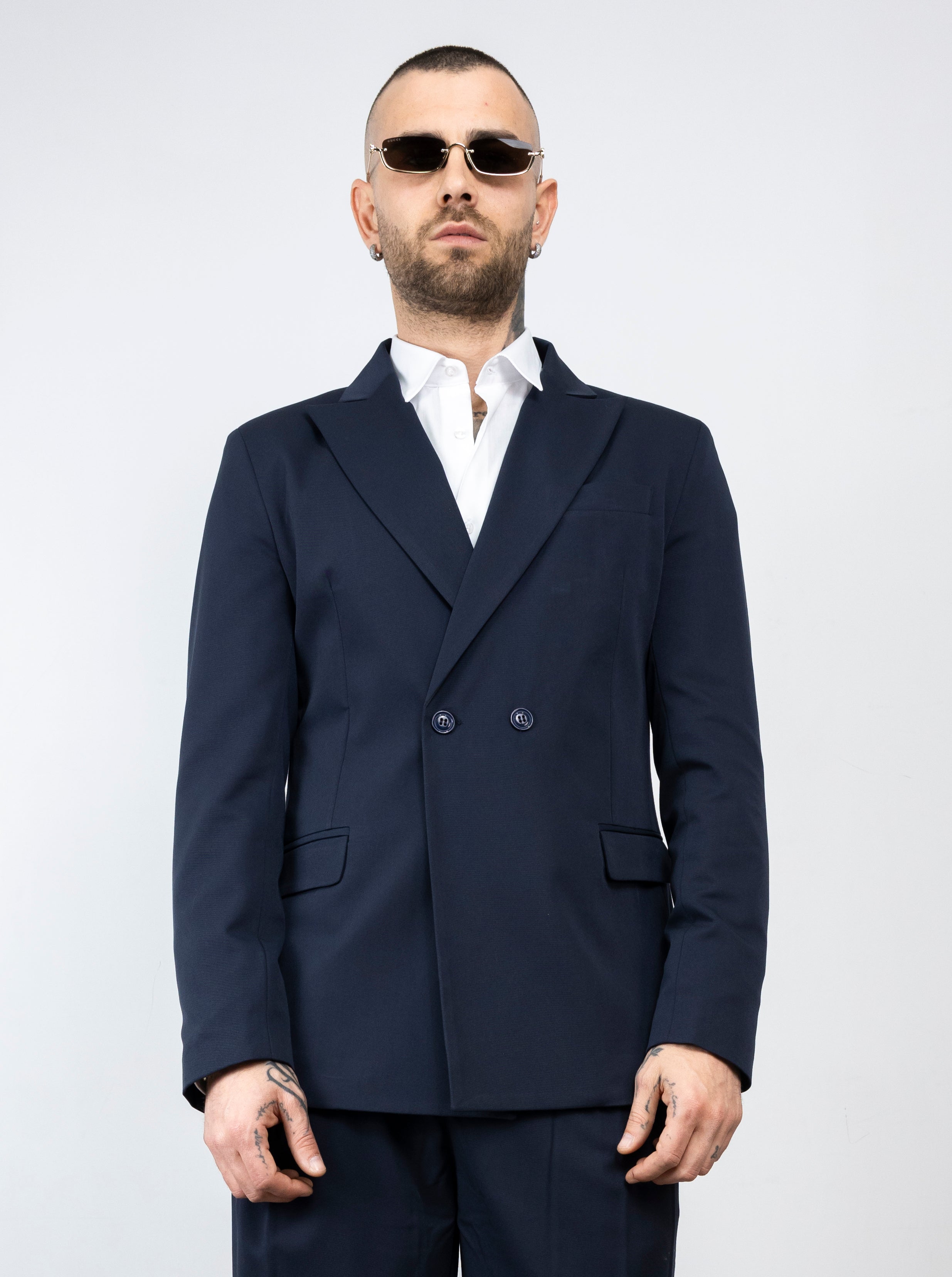 Abito  elegante due bottoni