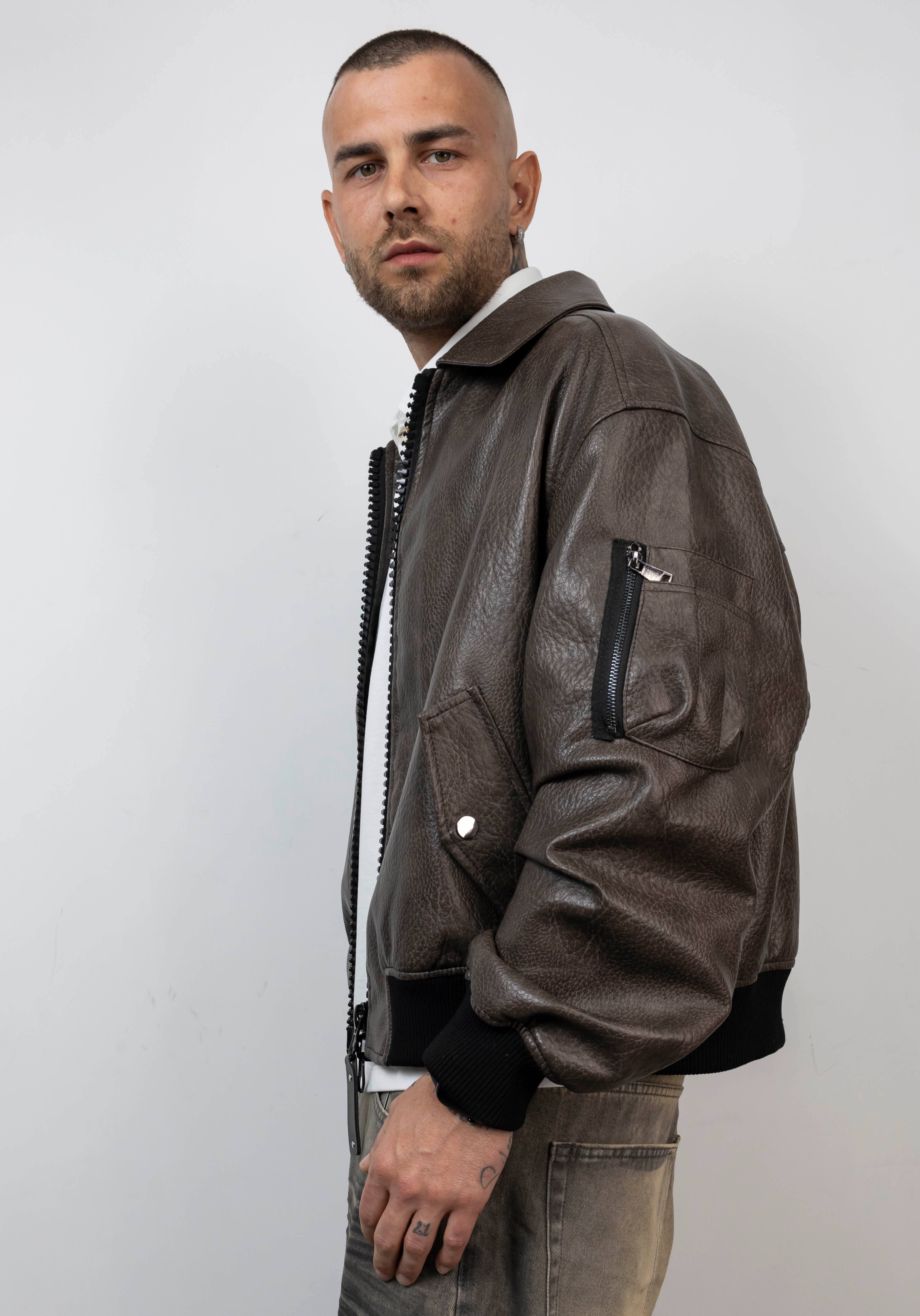 Jacket holt