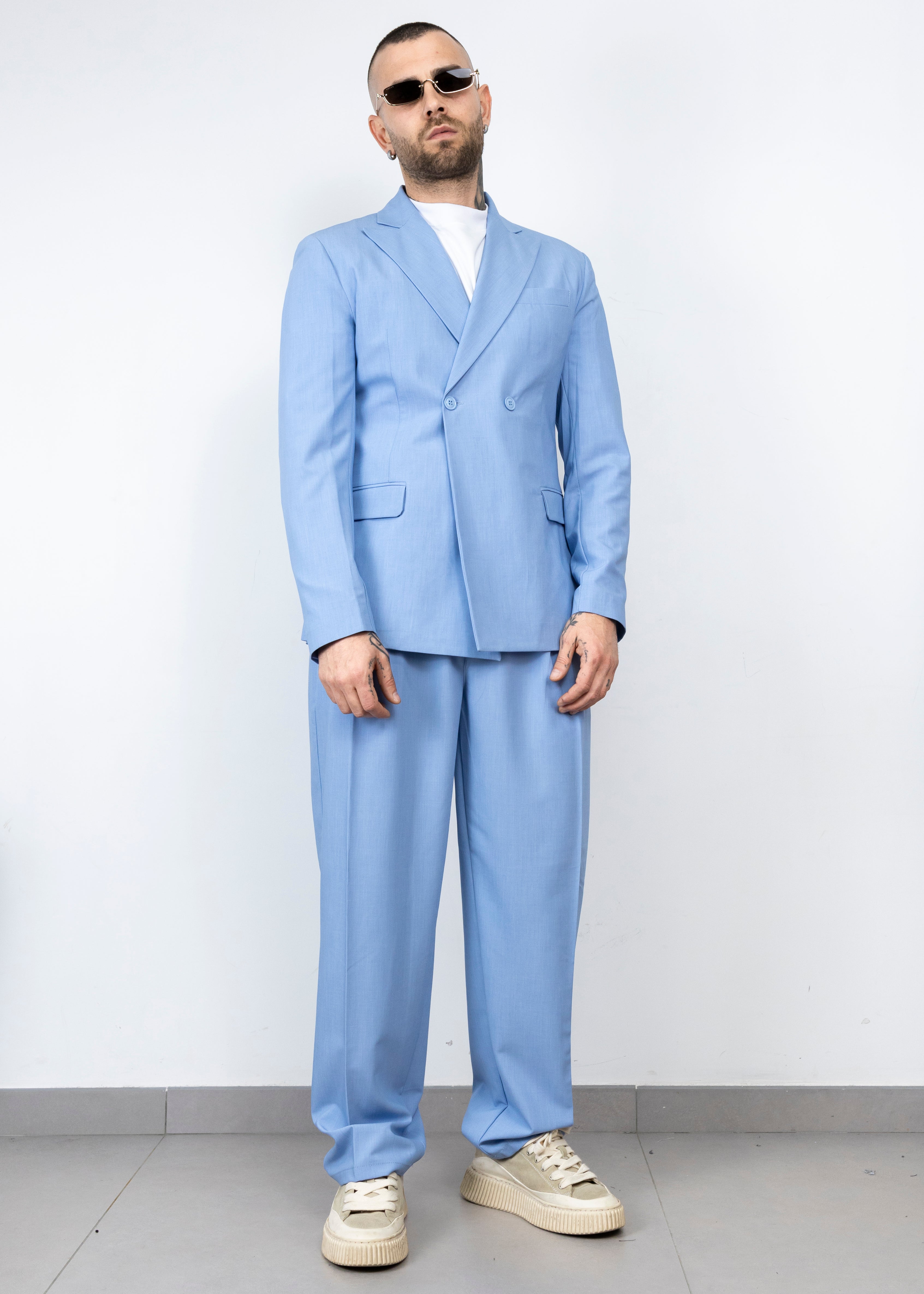 Abito  elegante due bottoni