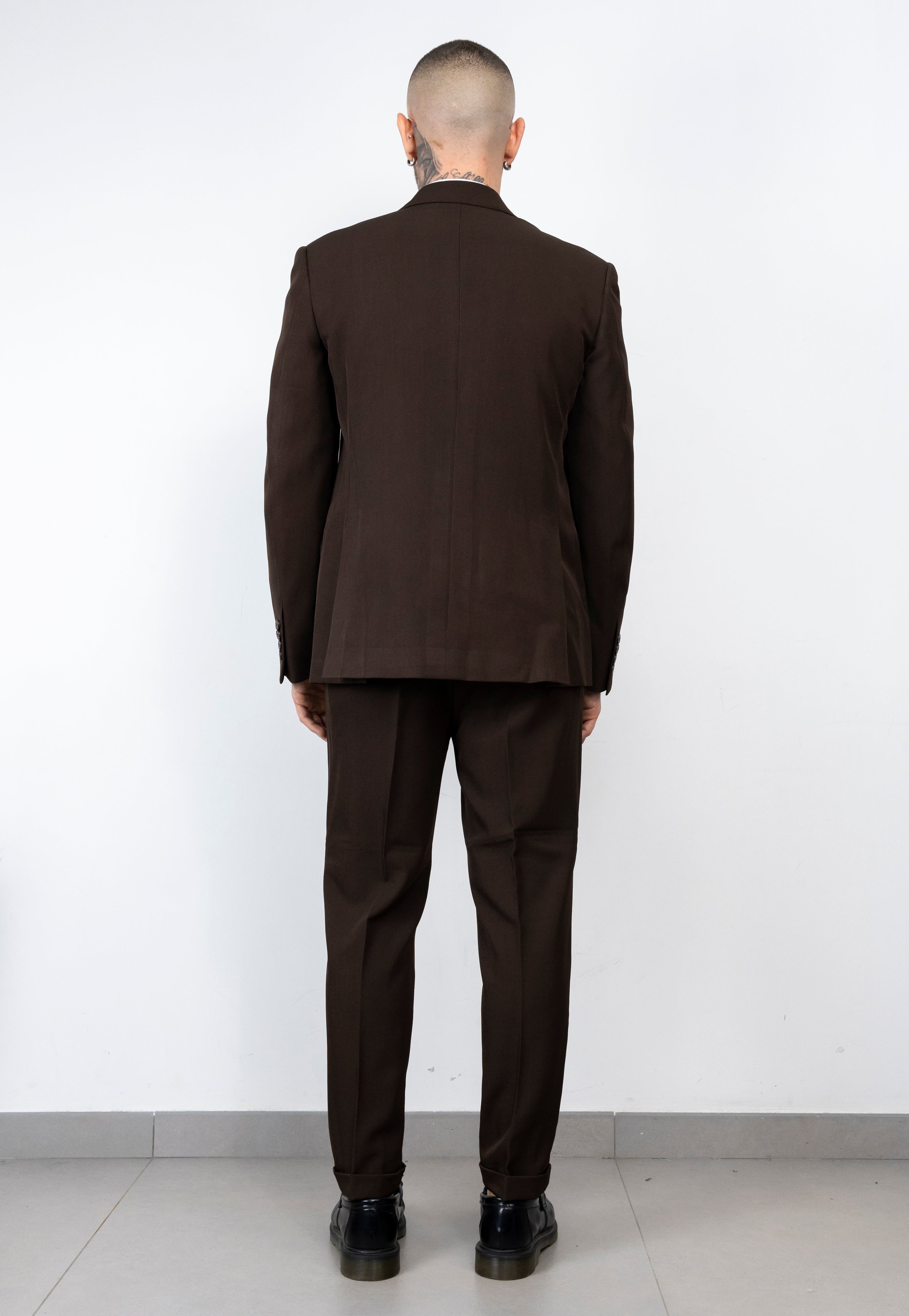 Abito elegante sei bottoni