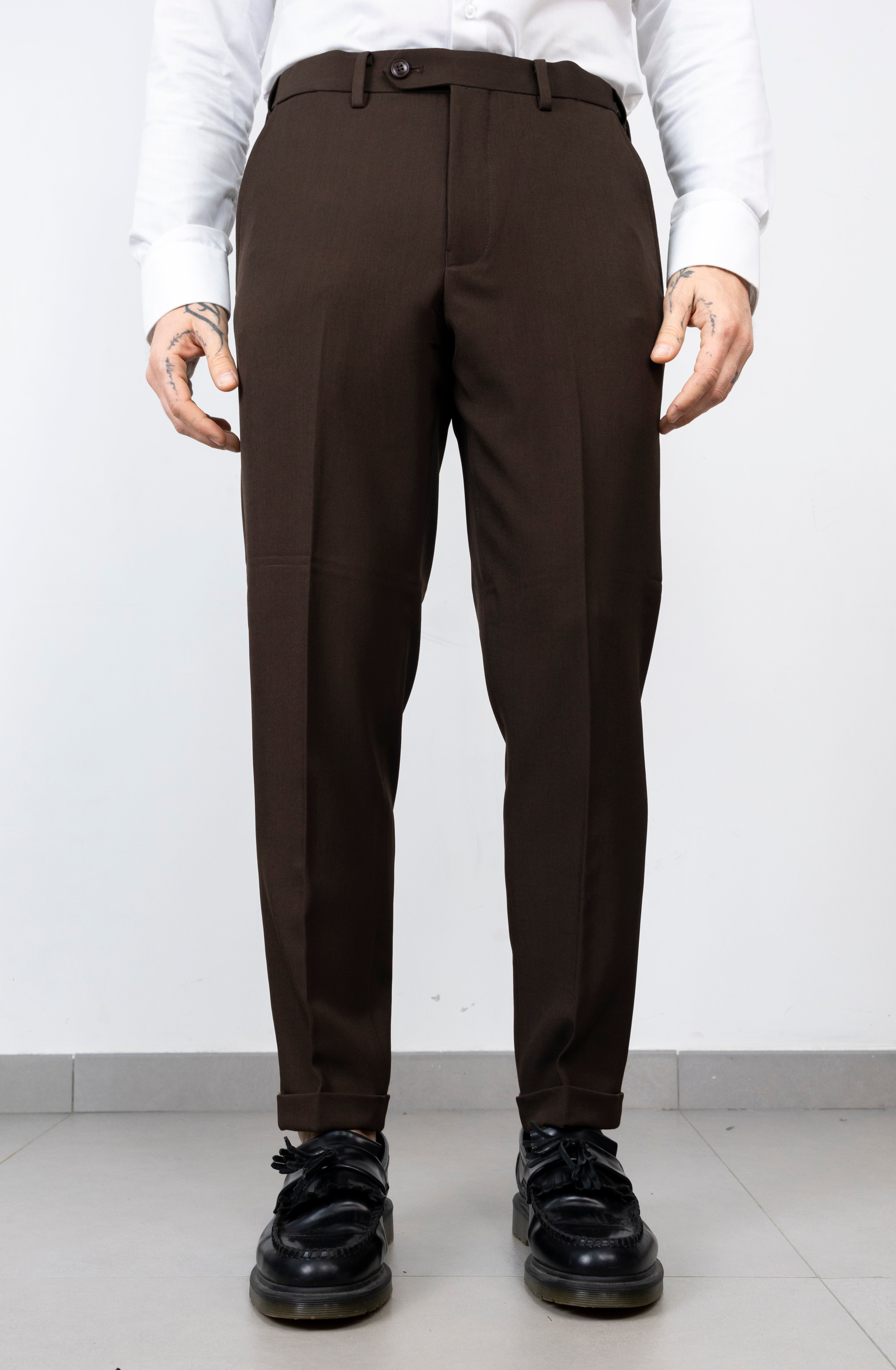 Abito elegante sei bottoni