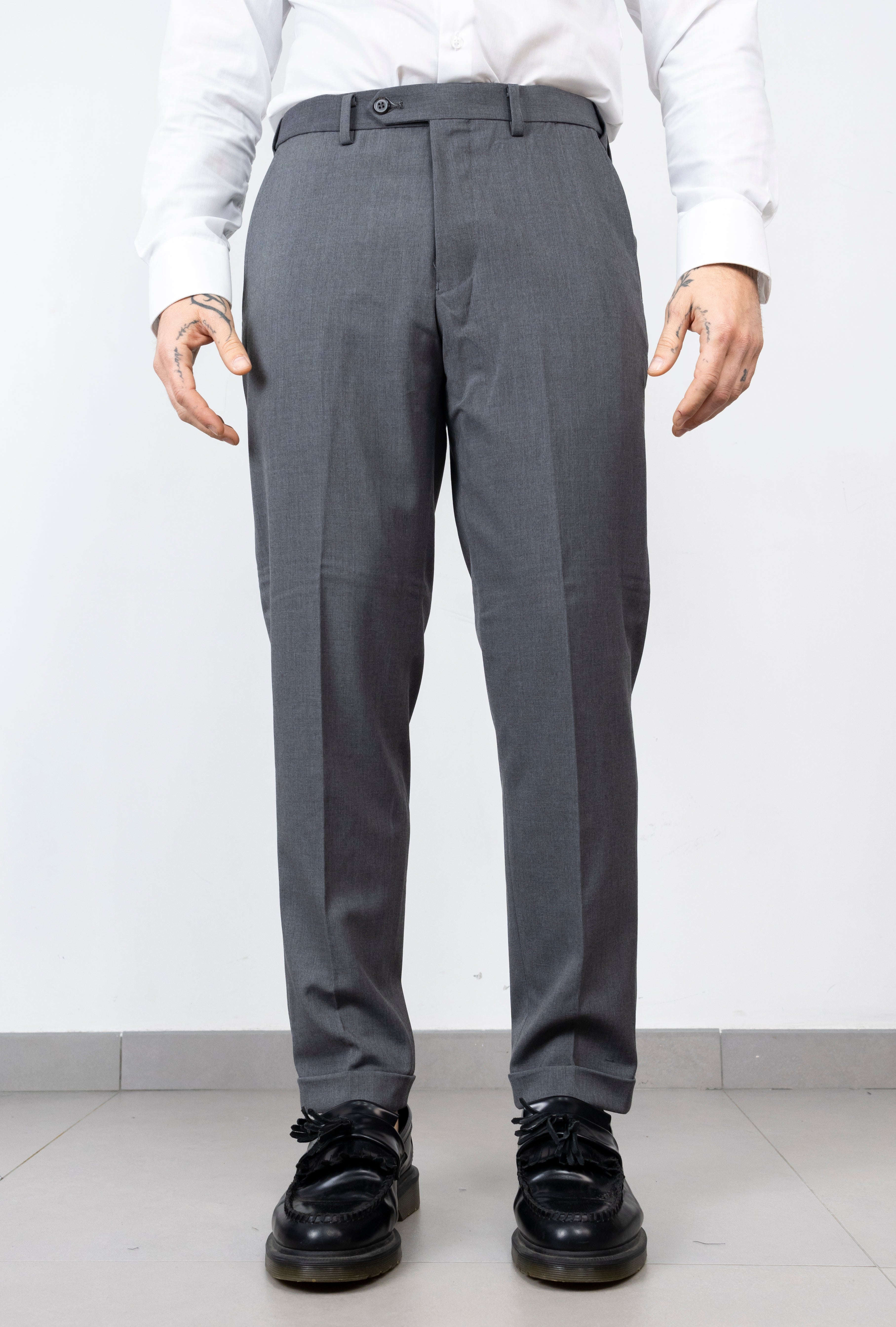 Abito elegante sei bottoni
