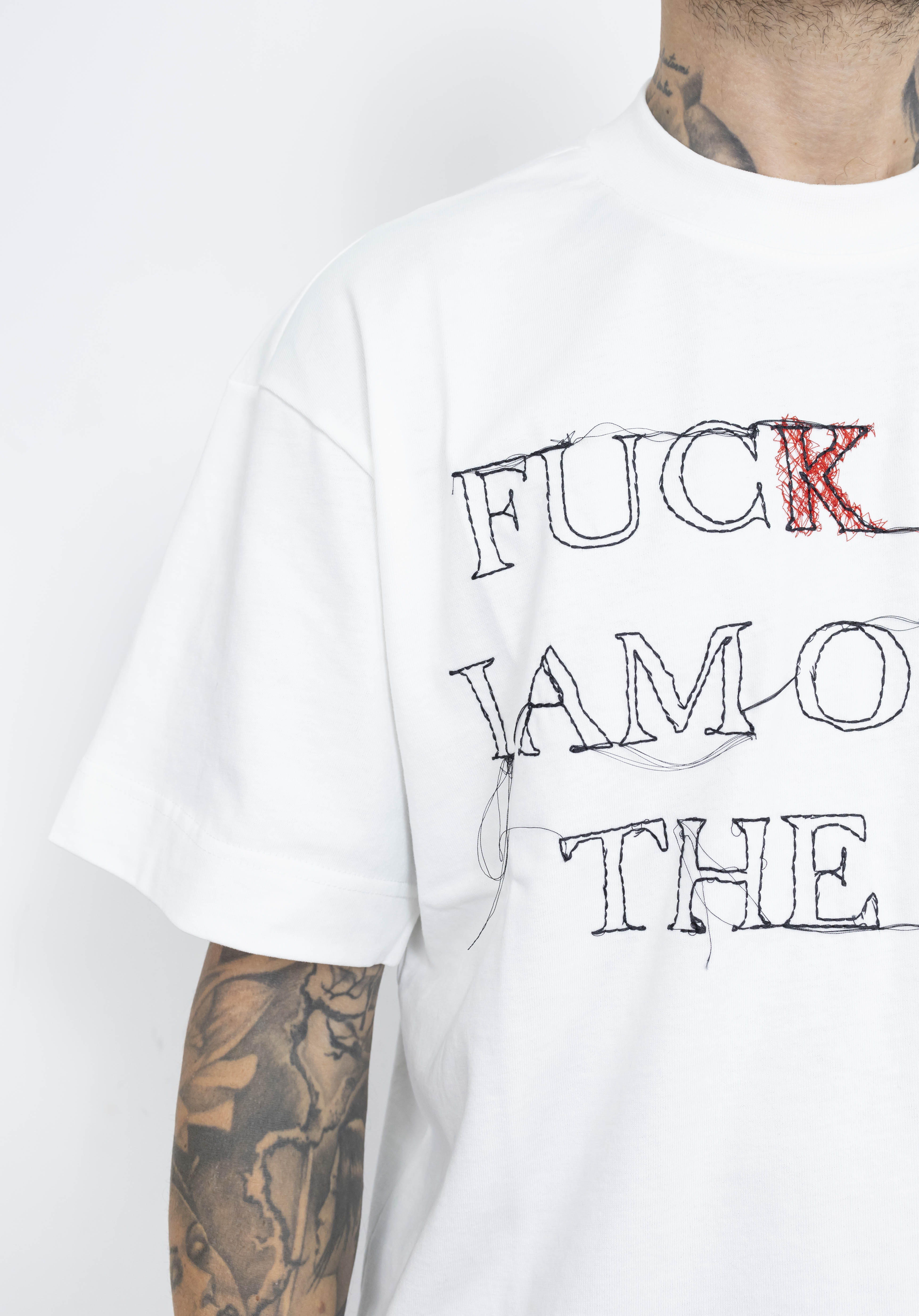 T-shirt ricamo diversiaga