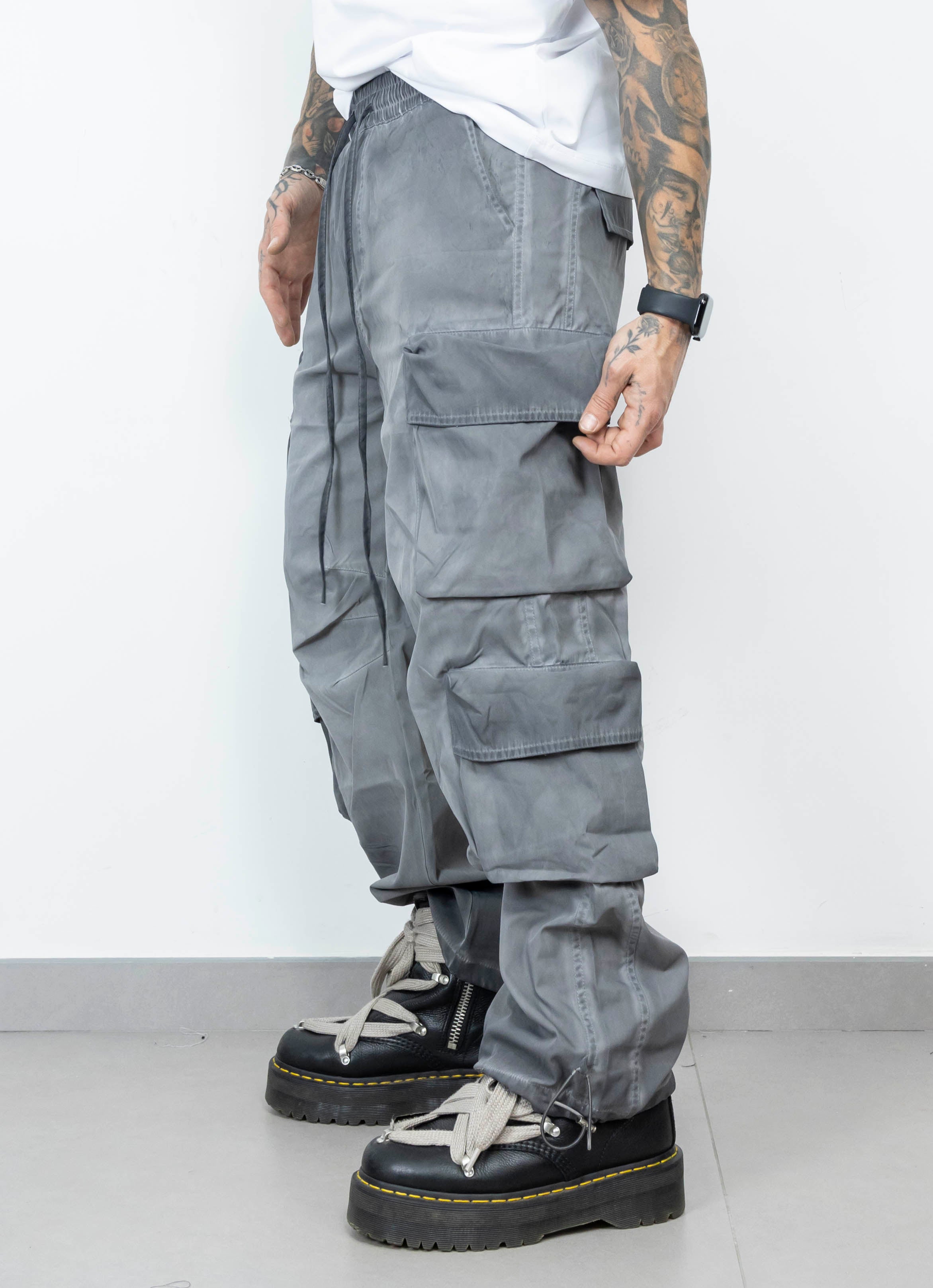 Coordset parachute cargo wash