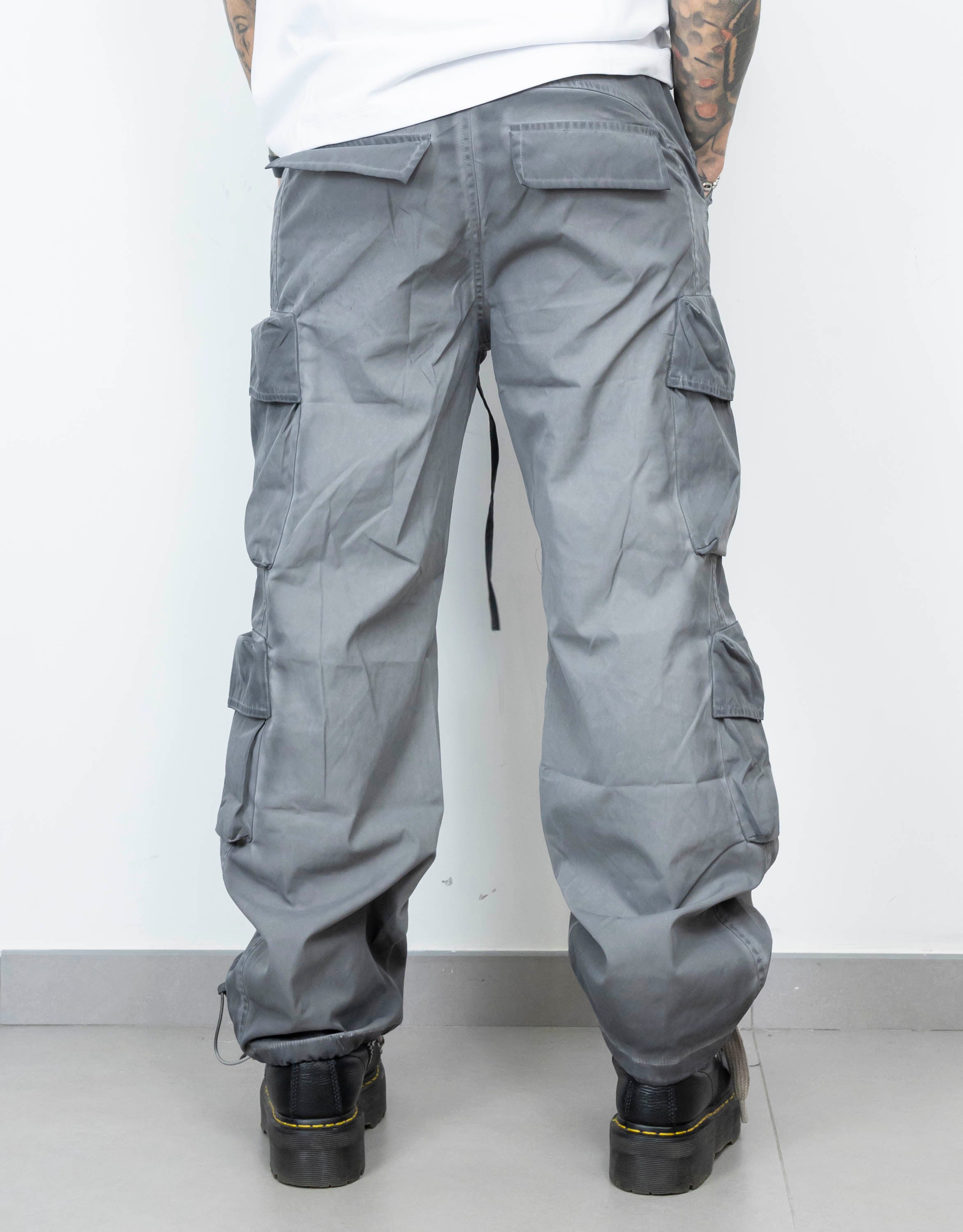 Coordset parachute cargo wash