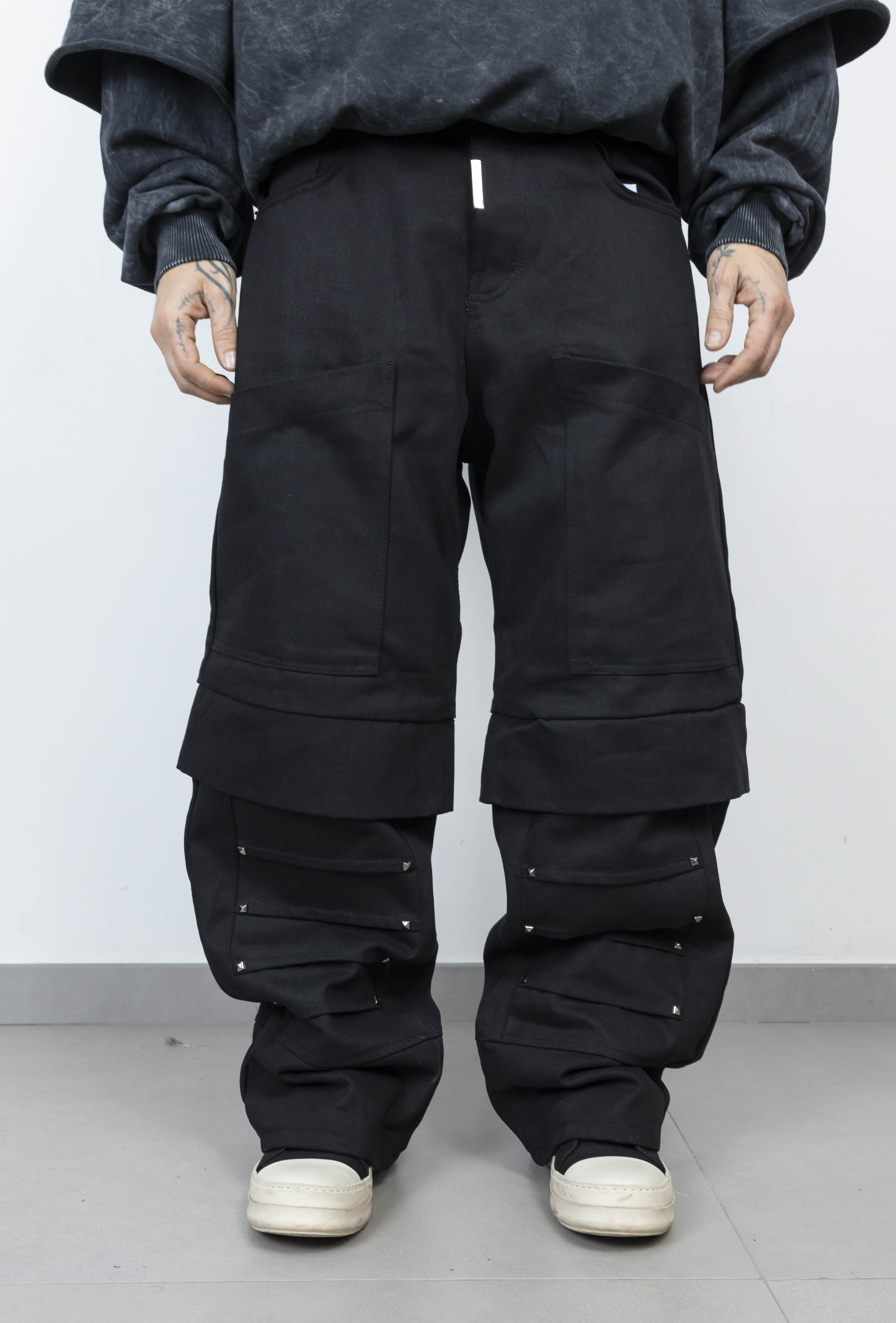 Super baggy black Bolt