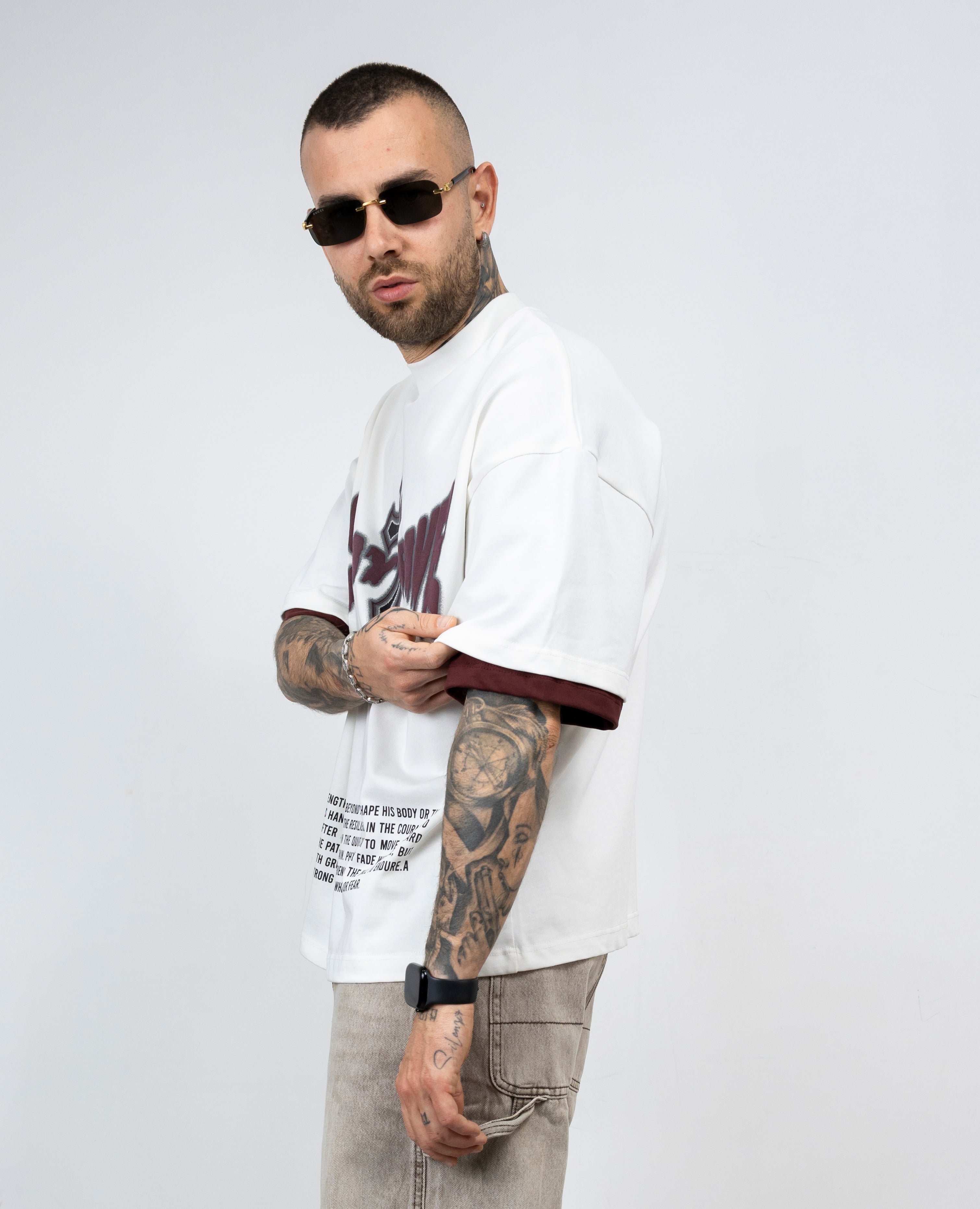 T-shirt cross