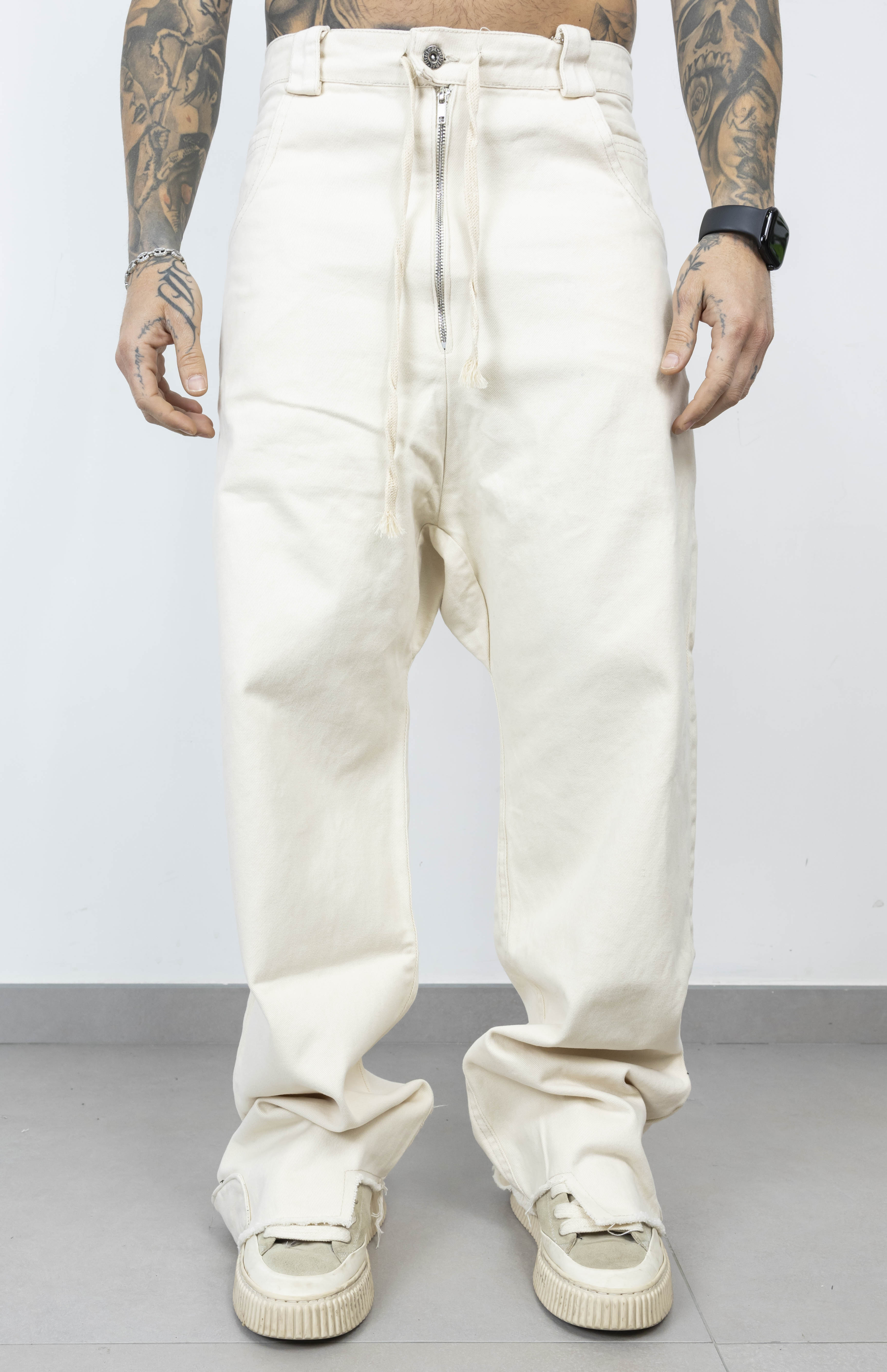 Pant over laccio
