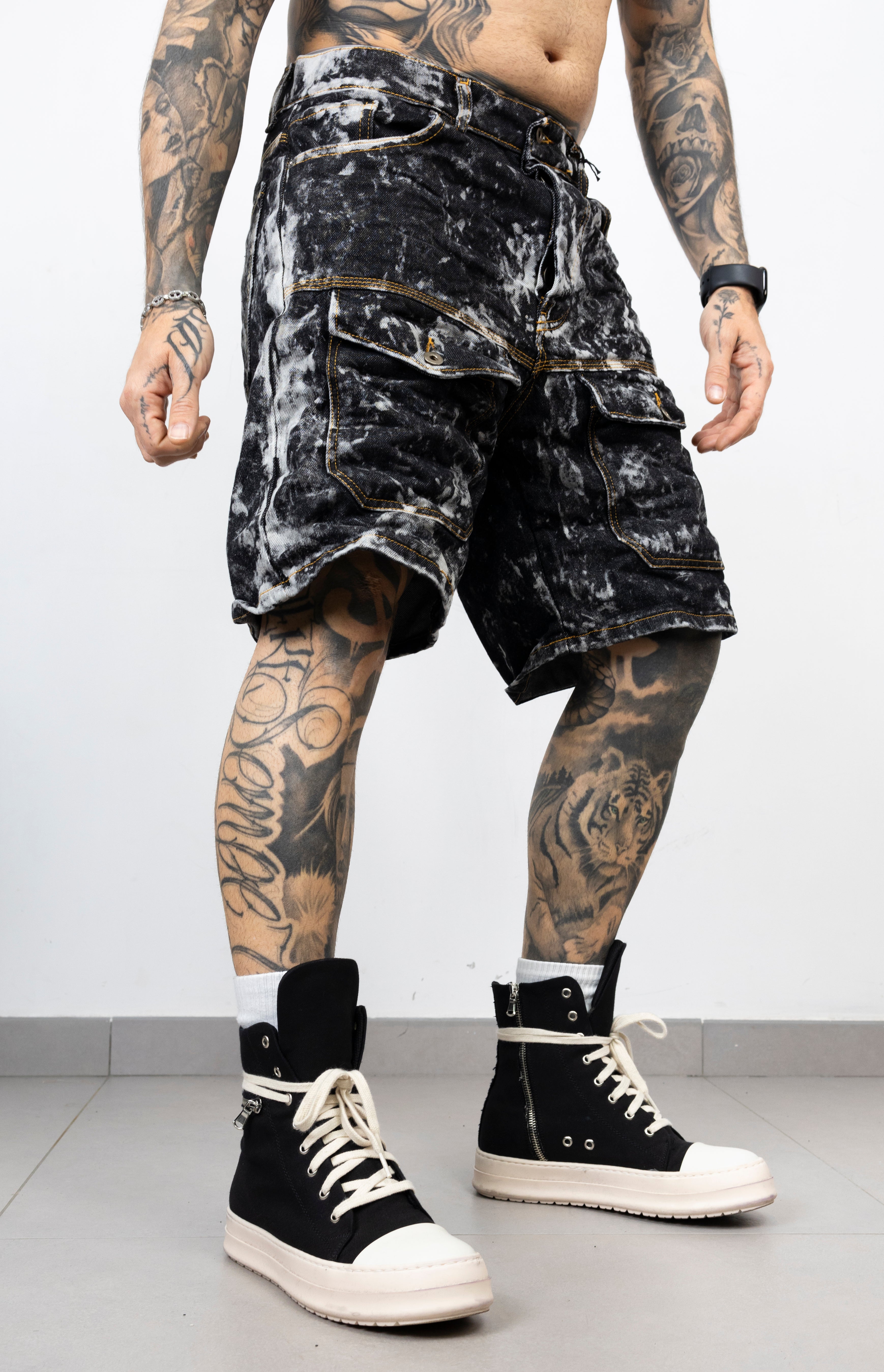 Short osaka task grey