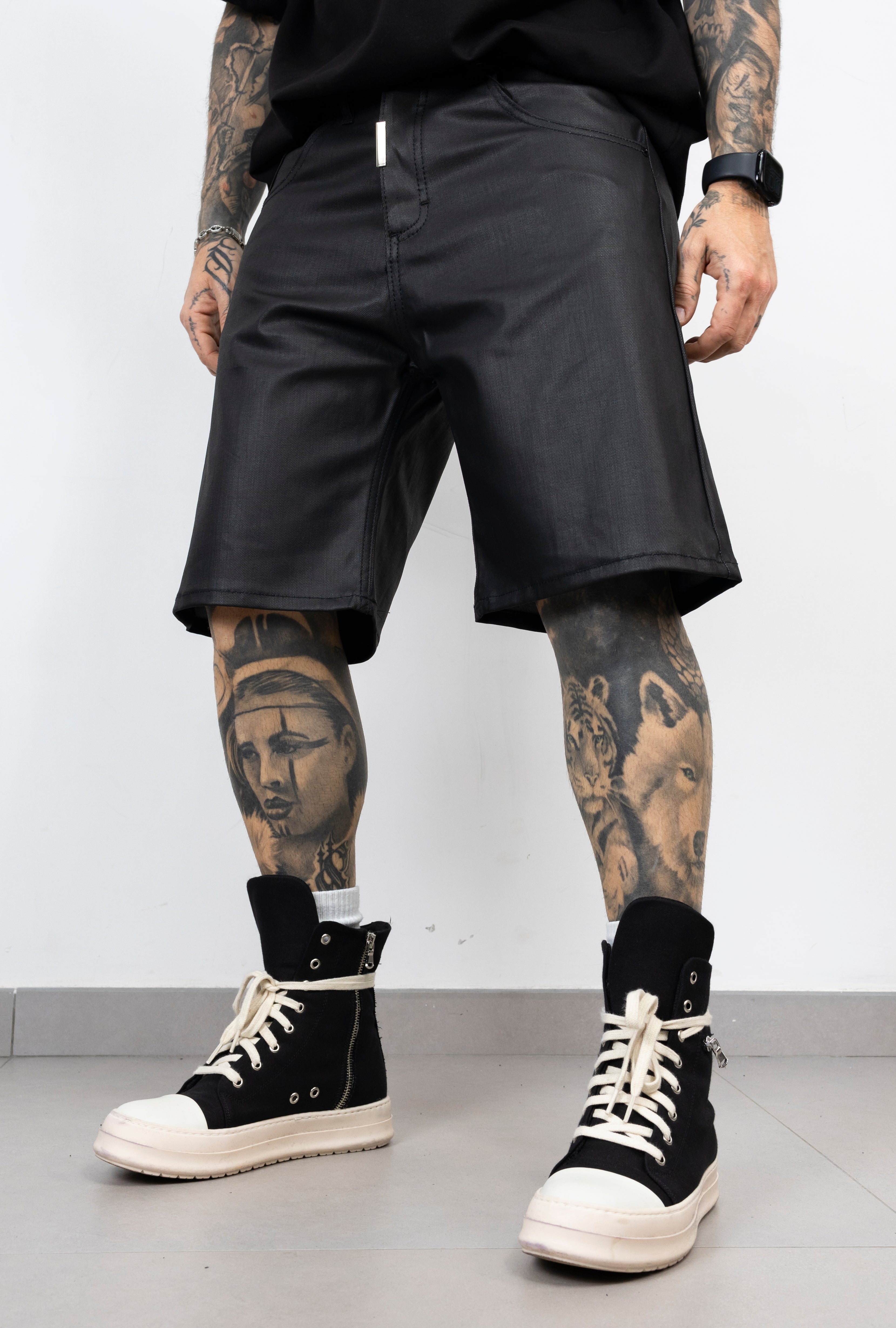 Short spalmato black