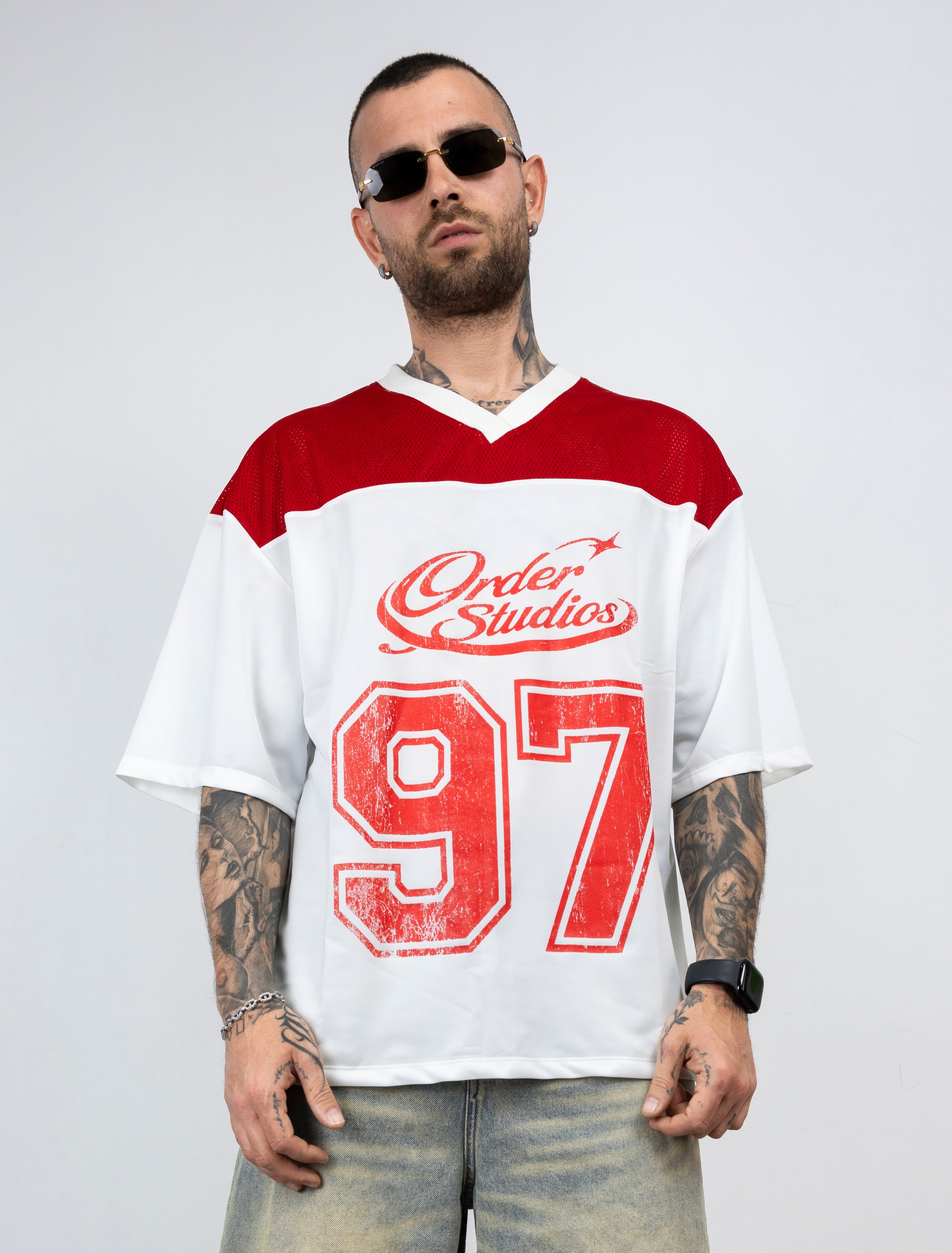 T-shirt basket