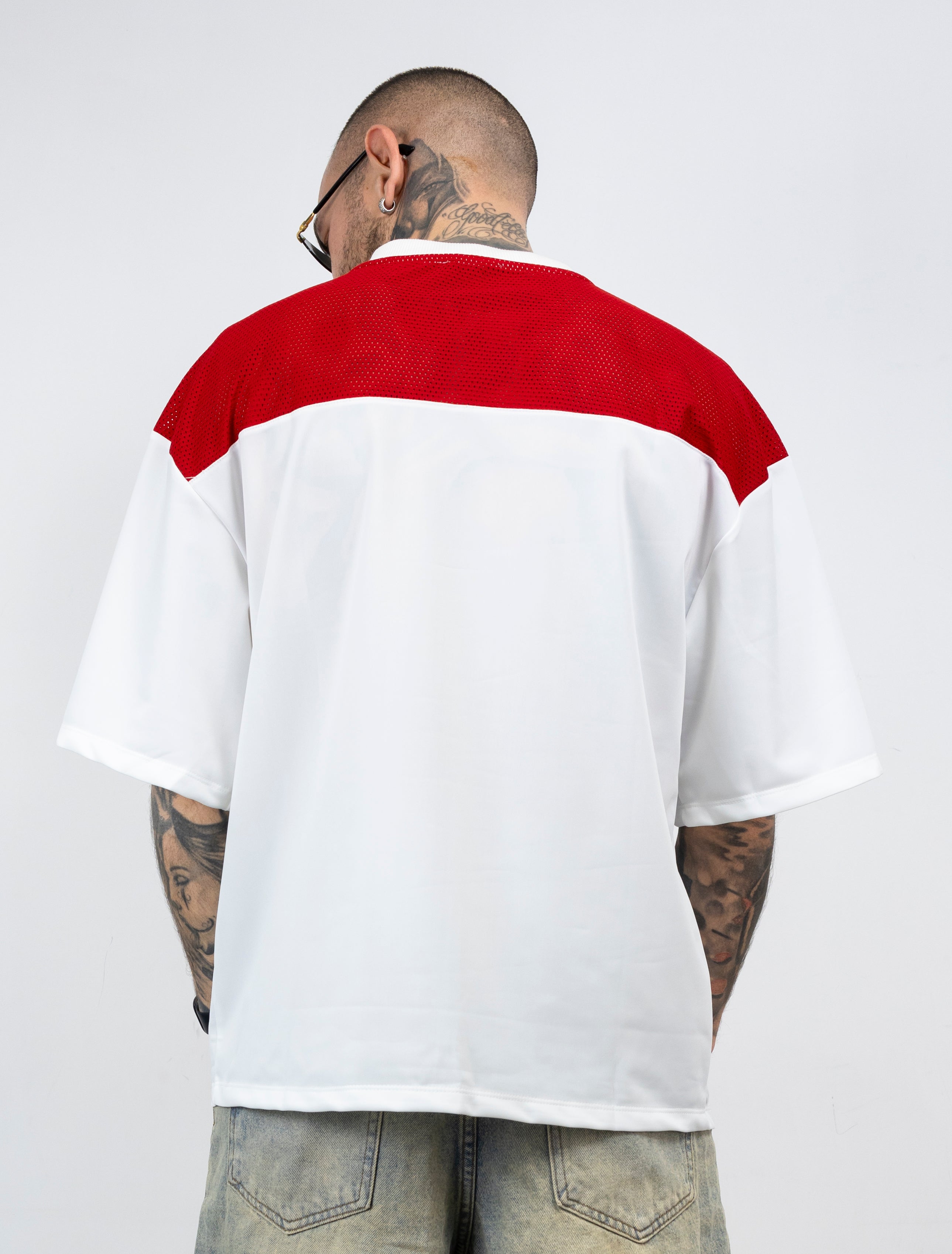 T-shirt basket