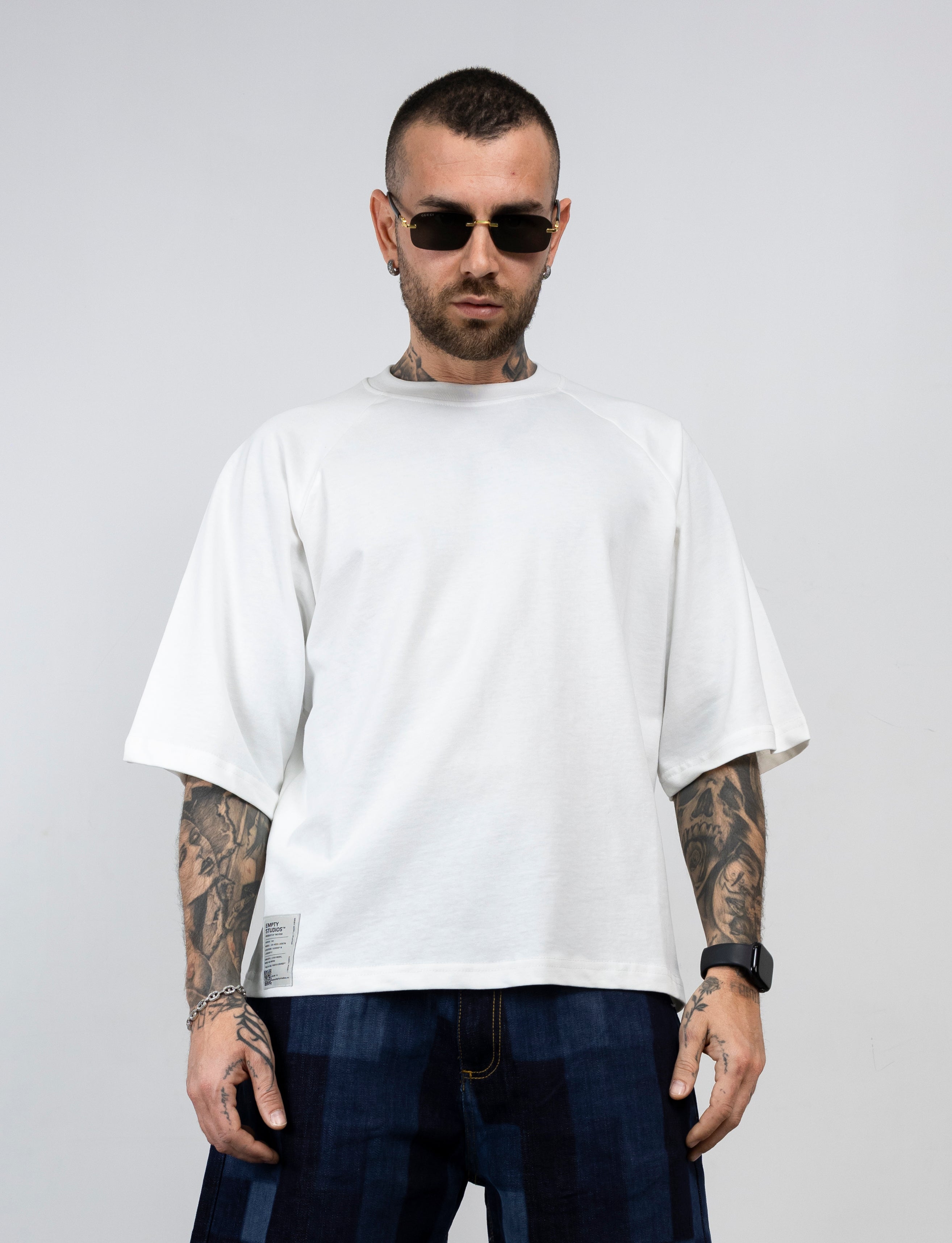 T-shirt volto empty